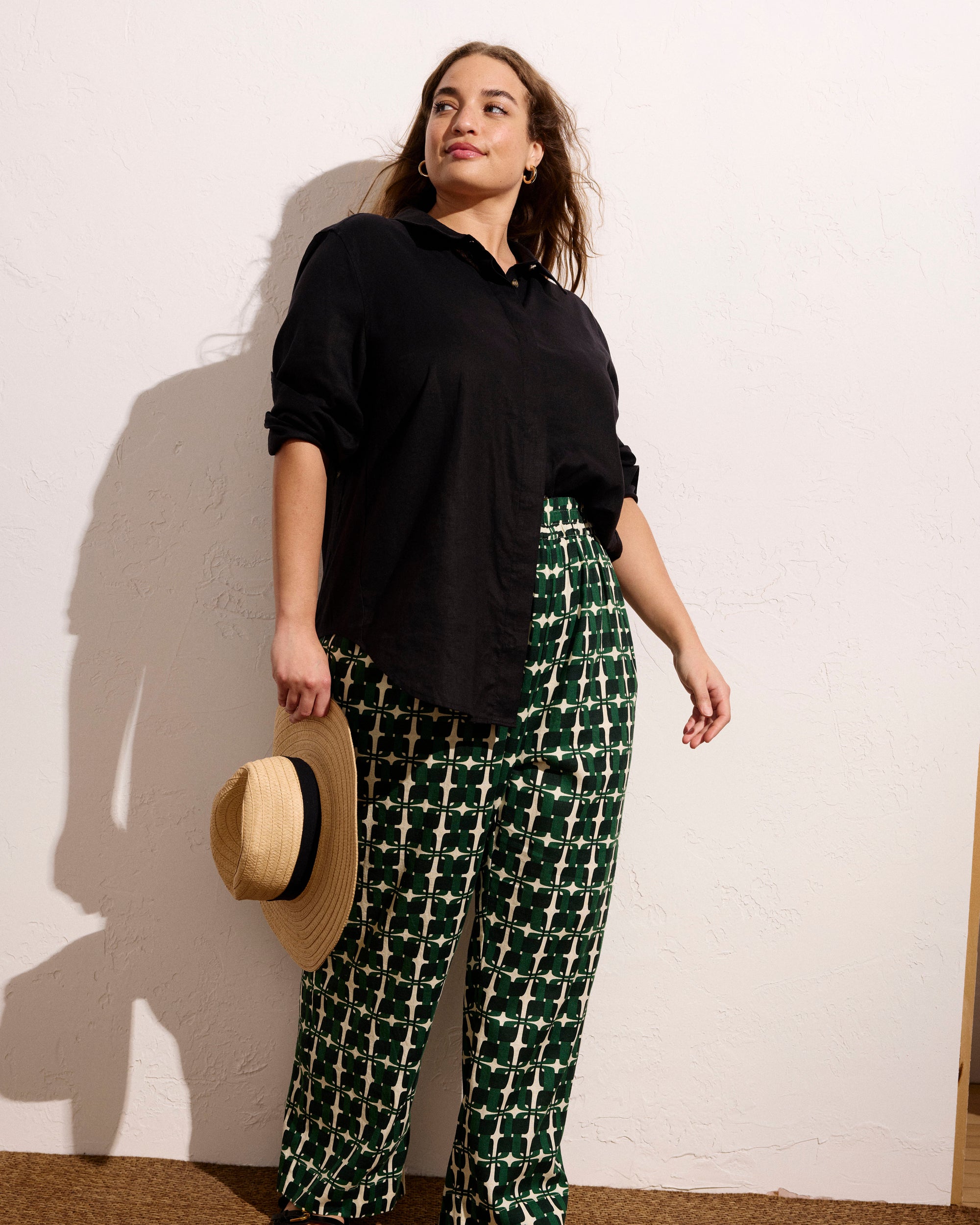 Iris Linen Blend Easy Pull-On Pants - Green Trellis Print | Plus Size & Straight Size Women's Fashion | Universal Standard