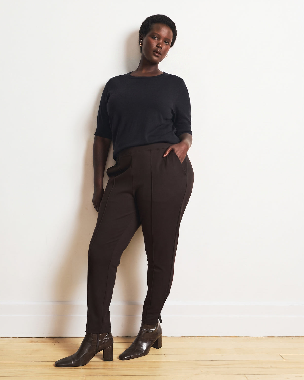 Savvy Fine Knit Sweater Top - Black | Plus Size & Straight Size Women's Fashion | Universal Standard