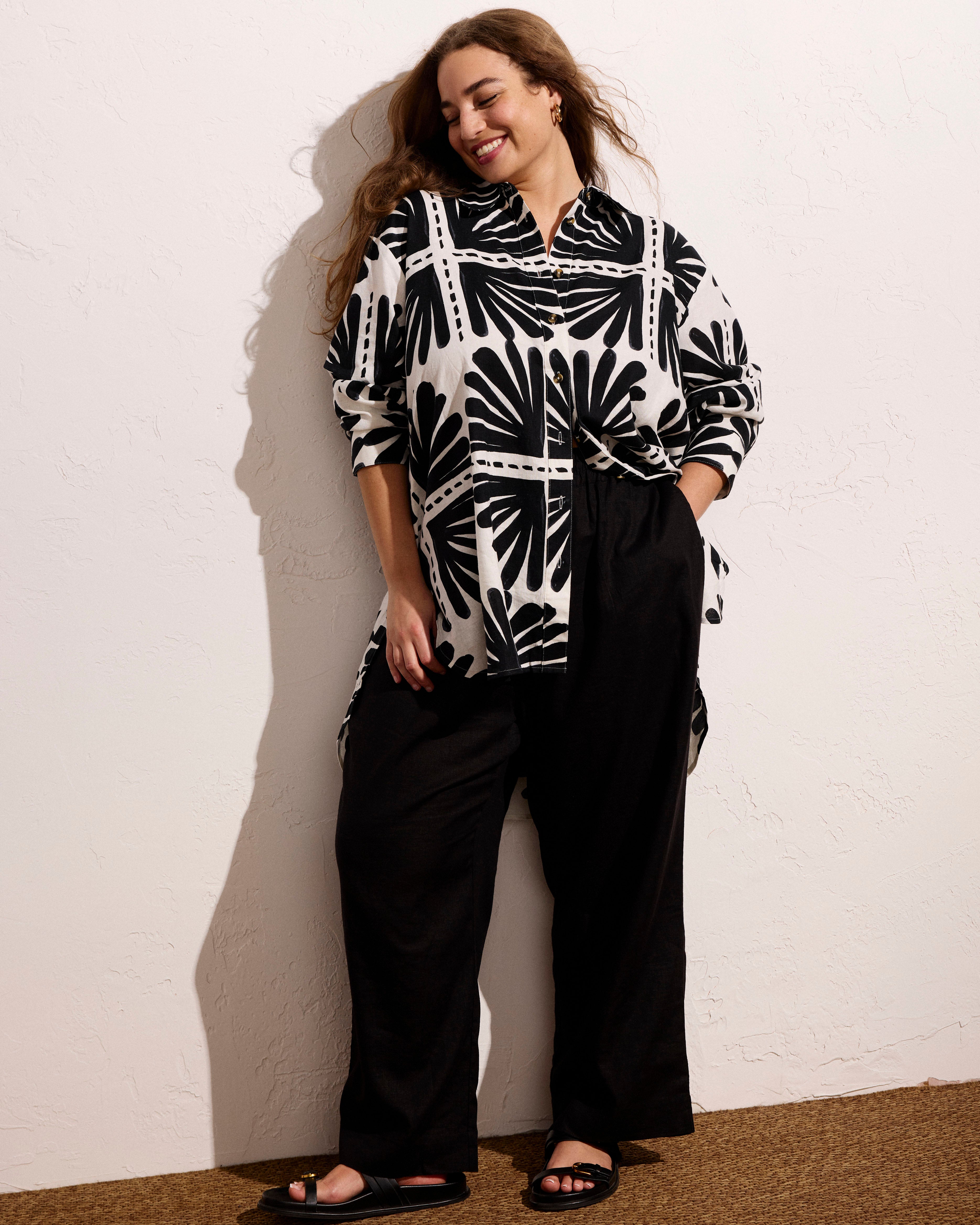 Iris Linen Easy Pull-On Pants - Black – Universal Standard