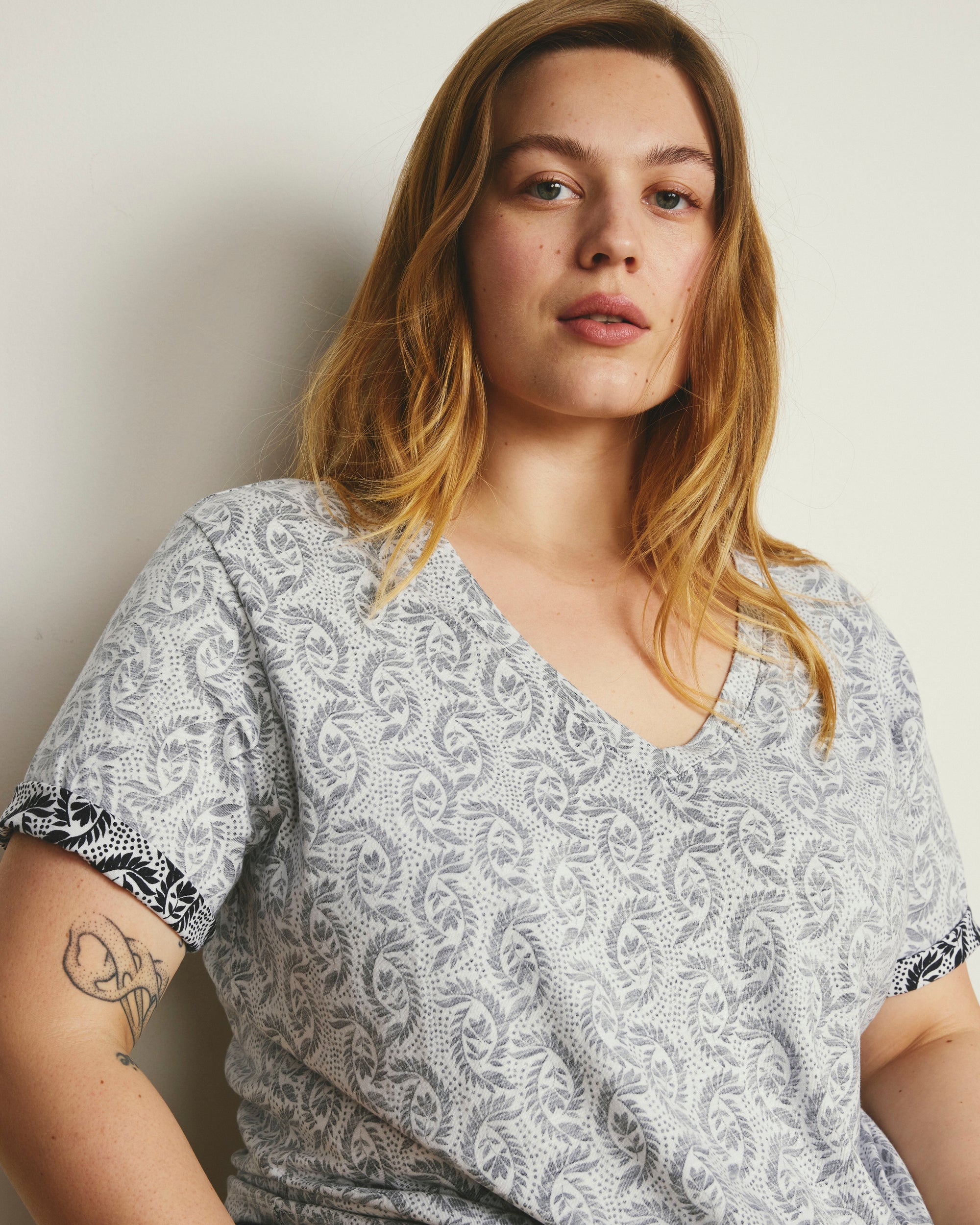 Light-As-Air V Rex - Faded Print | Plus Size & Straight Size Women's Fashion | Universal Standard