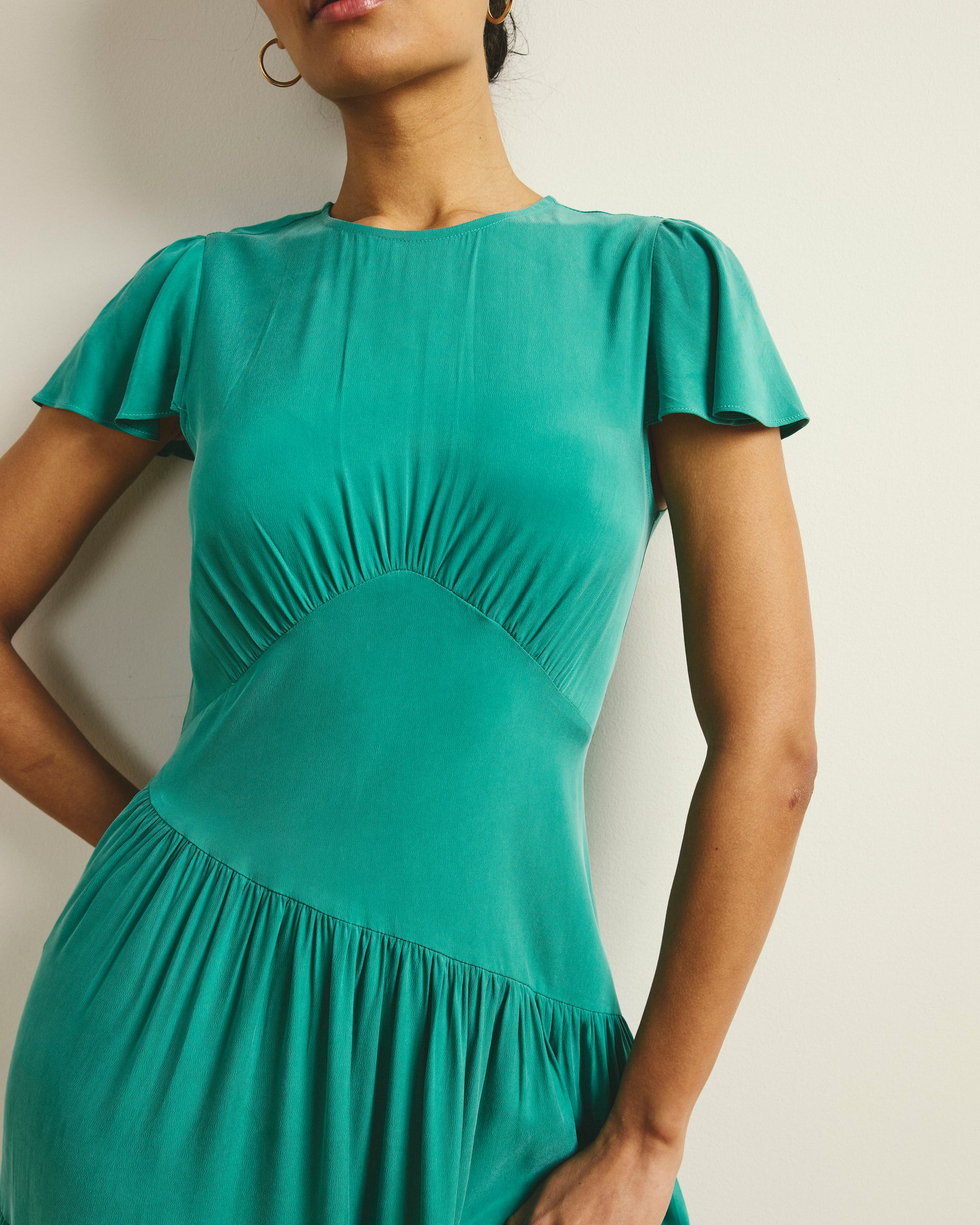 Mariella Stretch Cupro Dress - Green Tourmaline | Plus Size & Straight Size Women's Fashion | Universal Standard