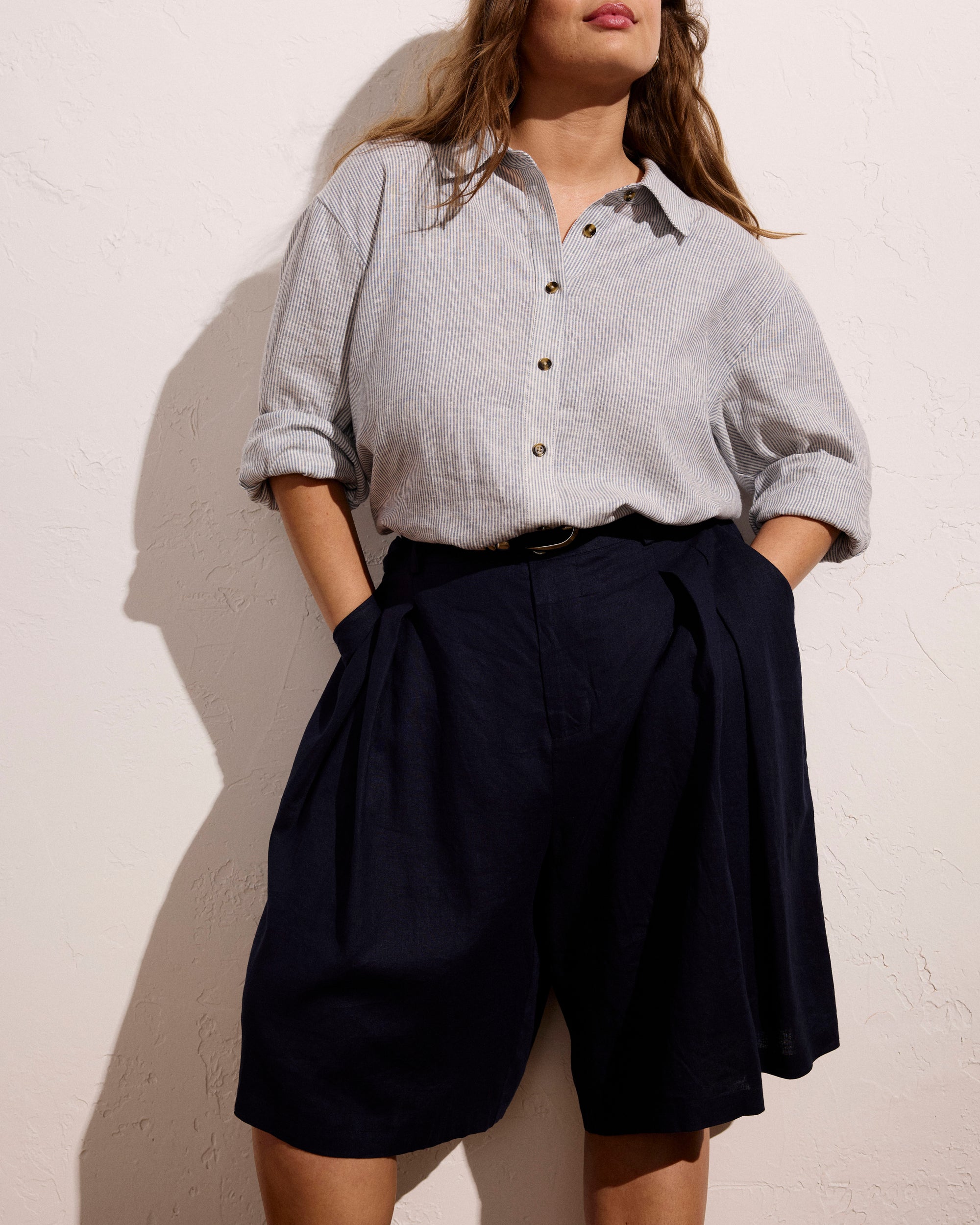 Seaport Tailored Linen Blend Short - Navy | Plus Size & Straight Size Women's Fashion | Universal Standard