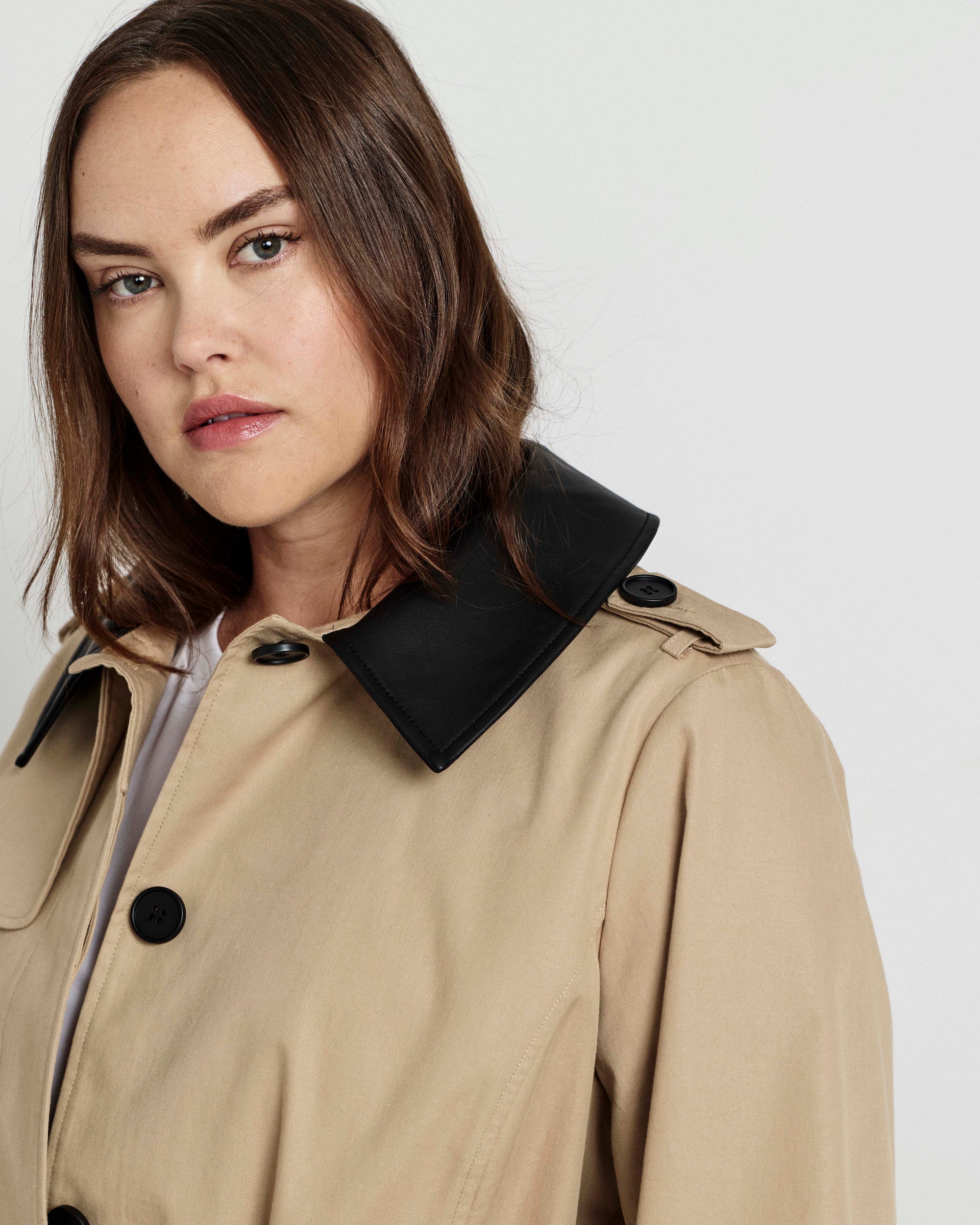 Freya Trench Coat - Khaki | Plus Size & Straight Size Women's Fashion | Universal Standard