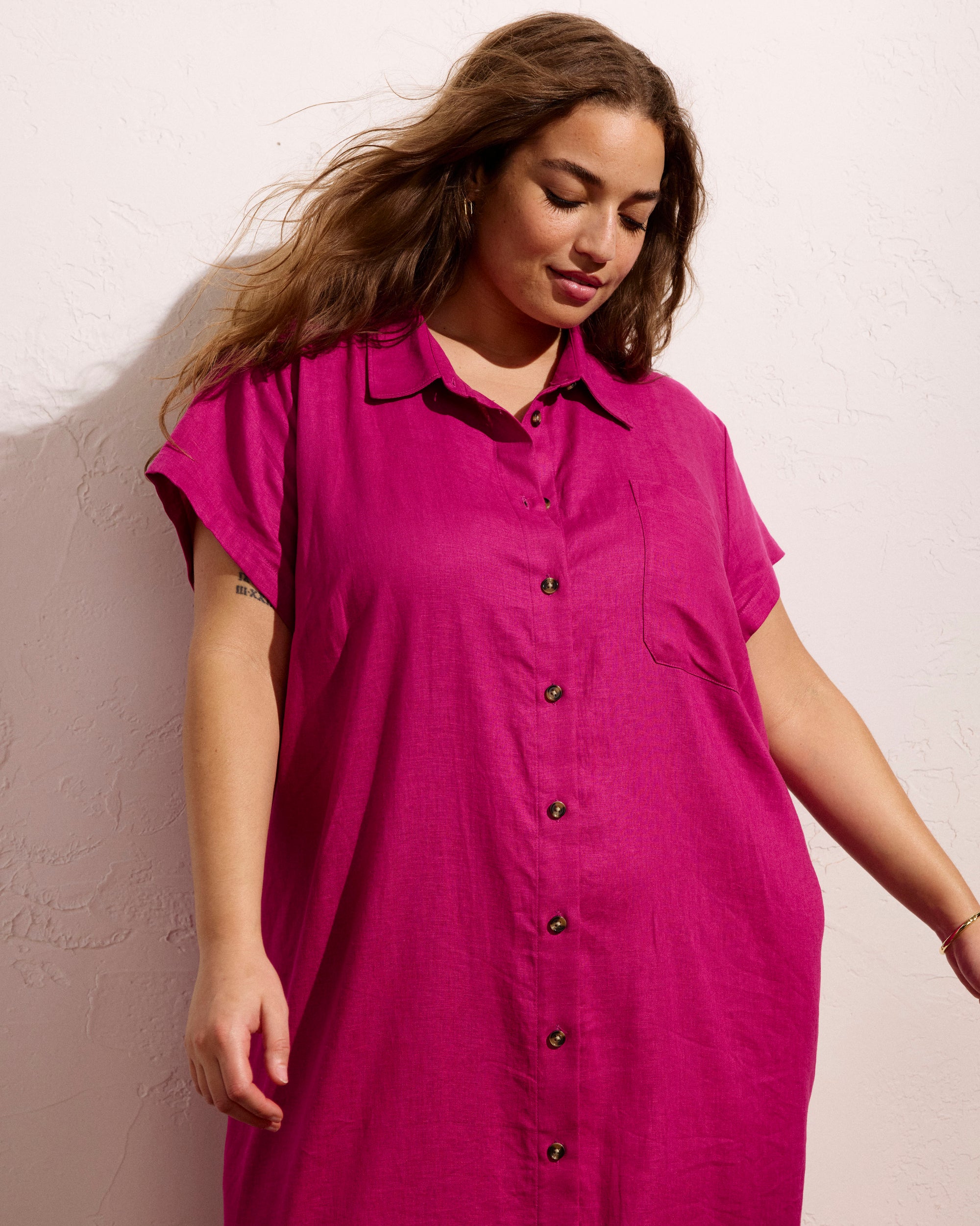 Dune Linen Shirtdress - Hyper Pink | Plus Size & Straight Size Women's Fashion | Universal Standard