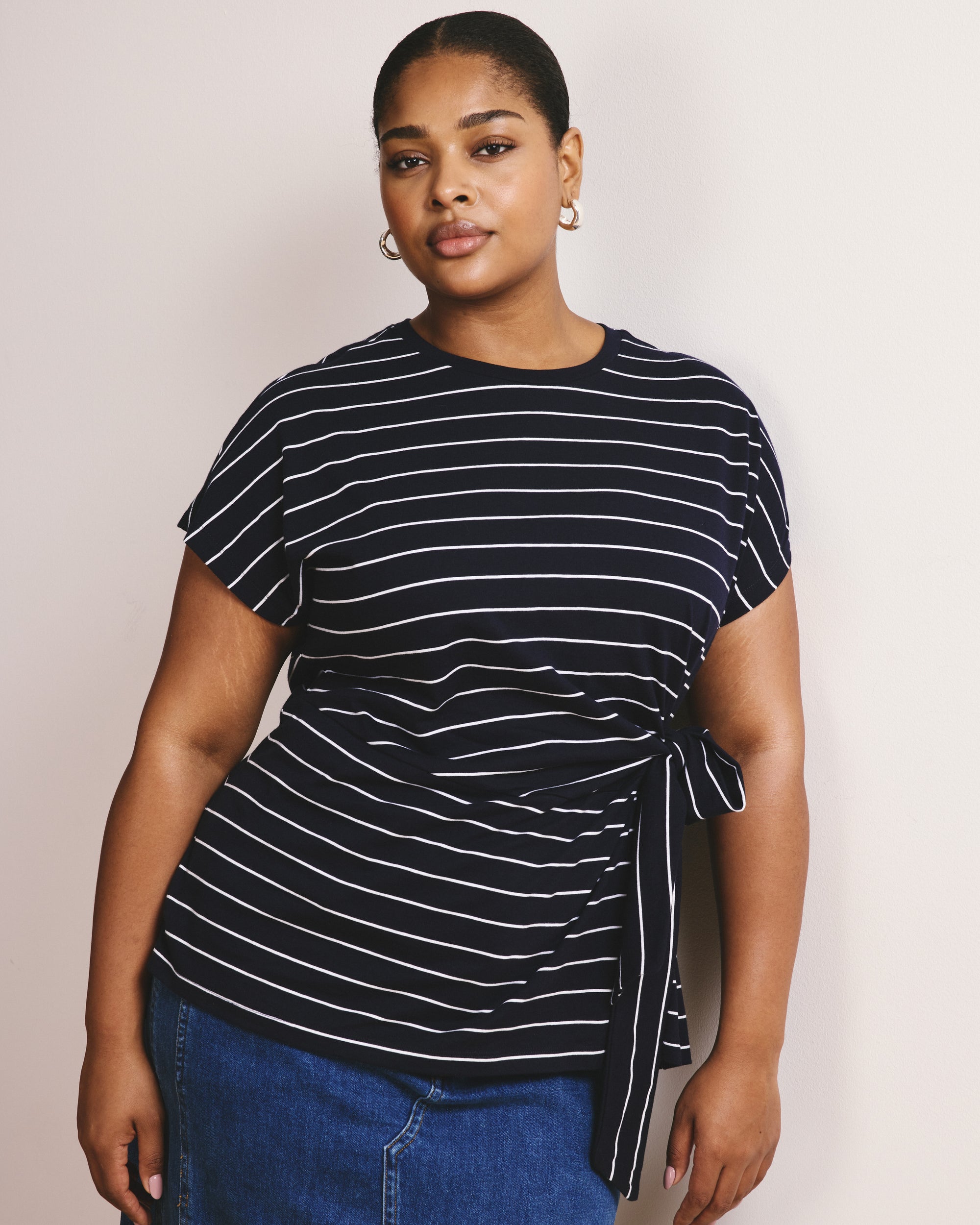 Crescent Breton Stripe Knot Tee - Navy Pinstripe
