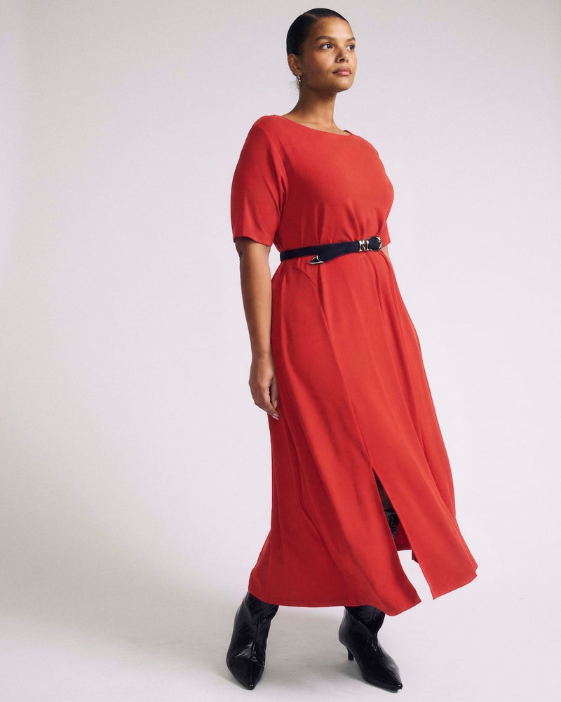 Serena Boatneck Divine Jersey Dress - Lipstick | Plus Size & Straight Size Women's Fashion | Universal Standard