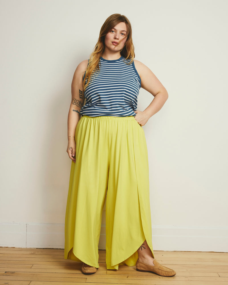 Rey Divine Jersey Pull-On Pants - Pomelo | Plus Size & Straight Size Women's Fashion | Universal Standard