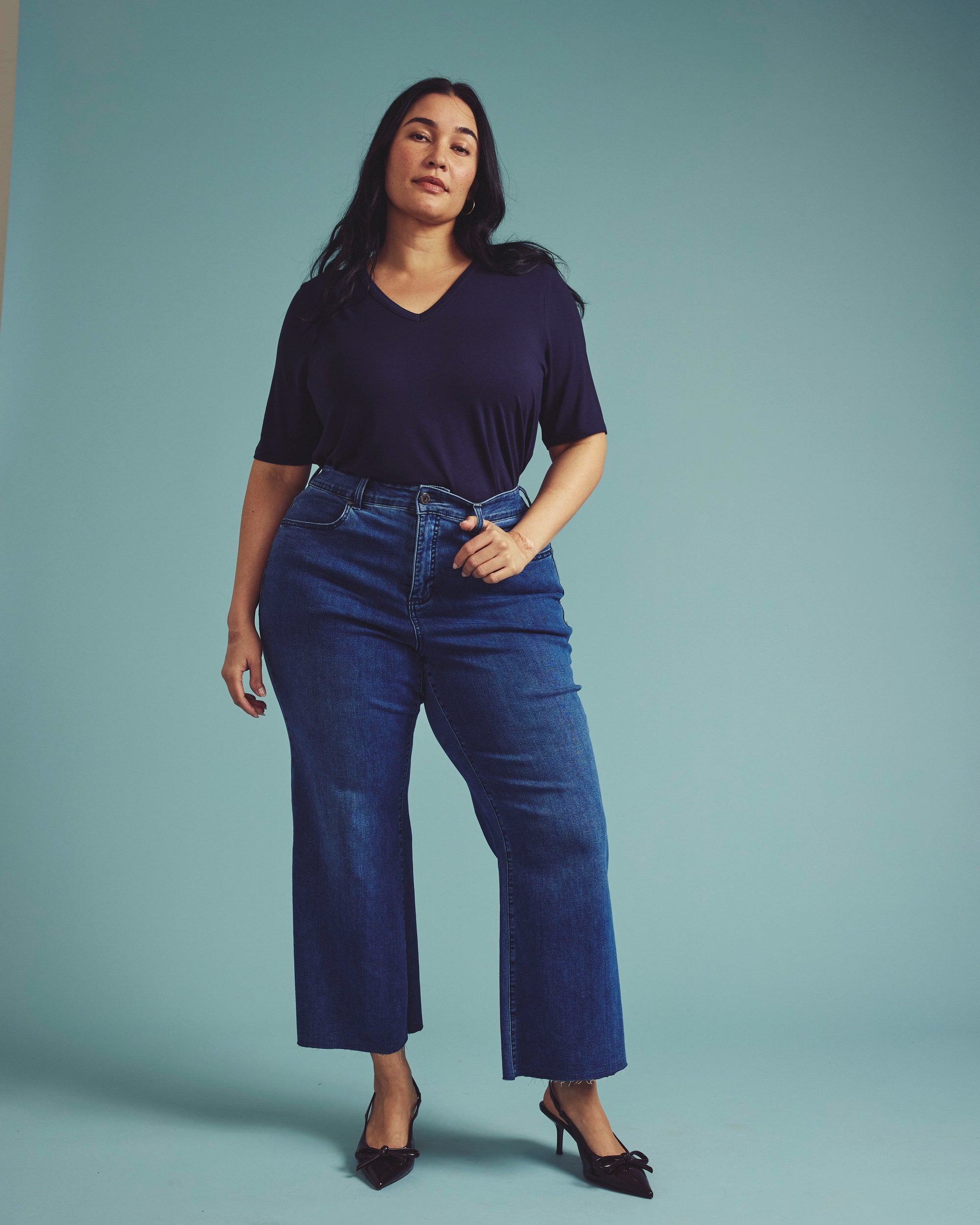 Lily Liquid Jersey V-Neck Stovepipe Tee - Midnight | Plus Size & Straight Size Women's Fashion | Universal Standard