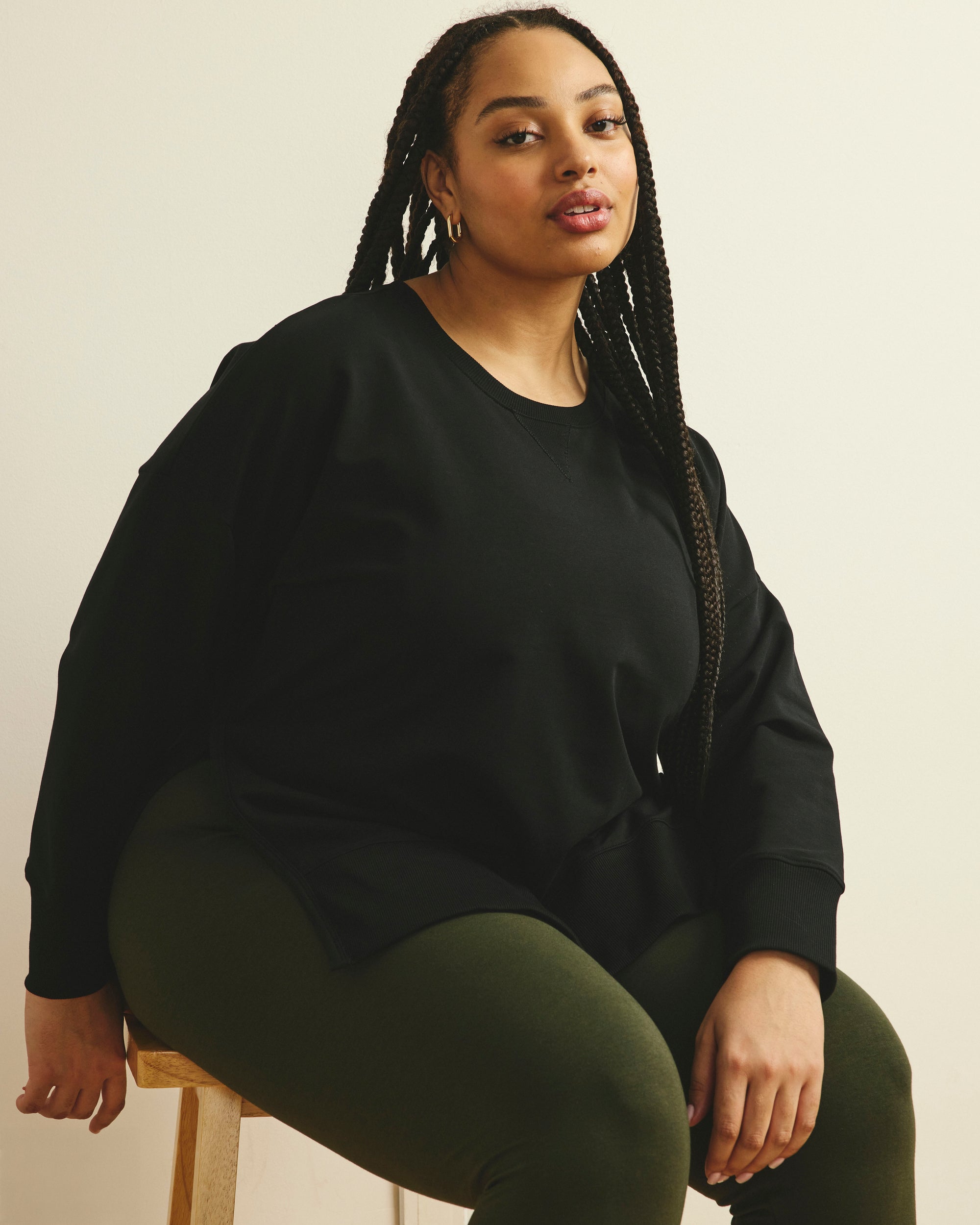 Fiona Side Slit Sweatshirt - Black | Plus Size & Straight Size Women's Fashion | Universal Standard