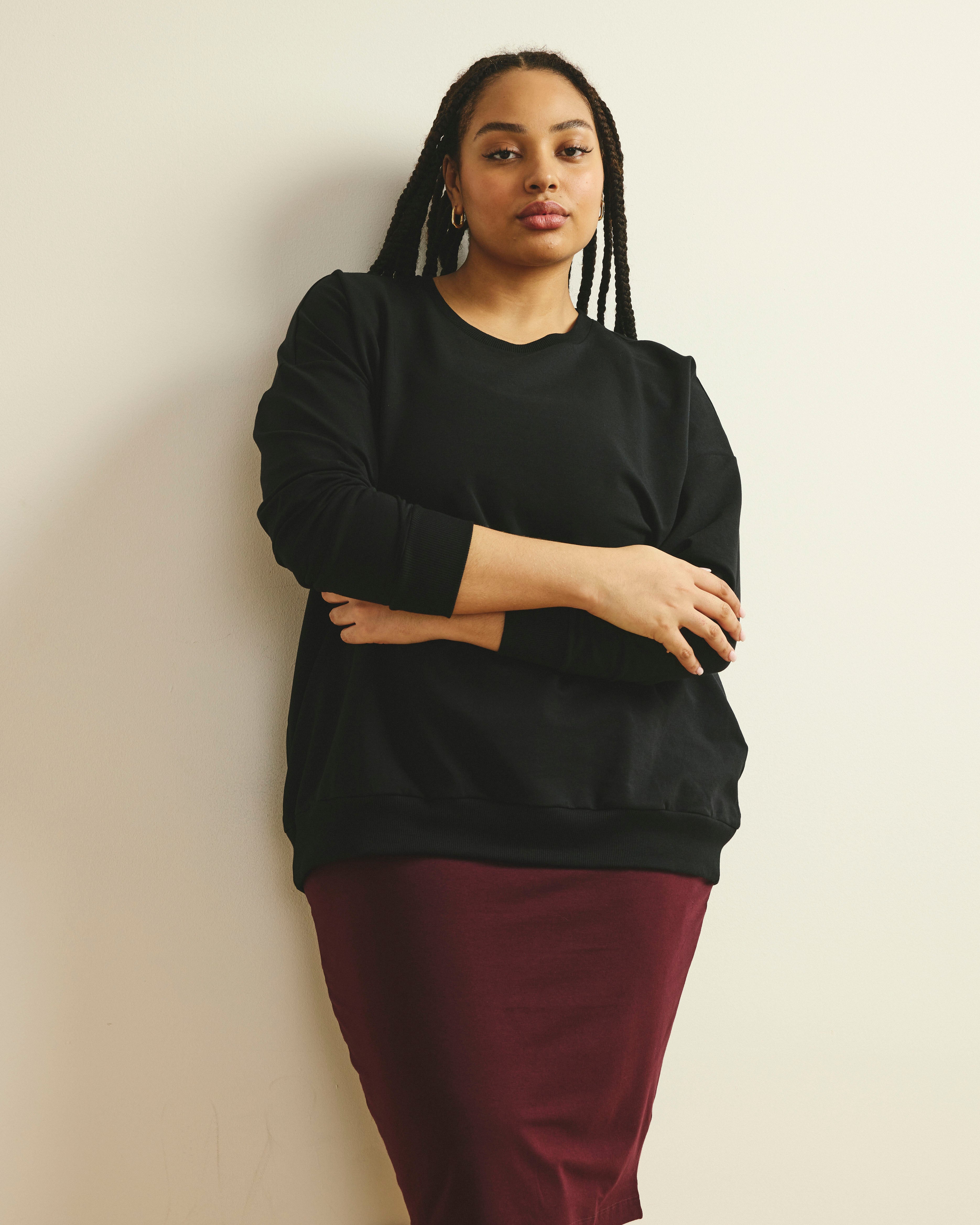 Lauren Classic Sweatshirt - Black | Plus Size & Straight Size Women's Fashion | Universal Standard
