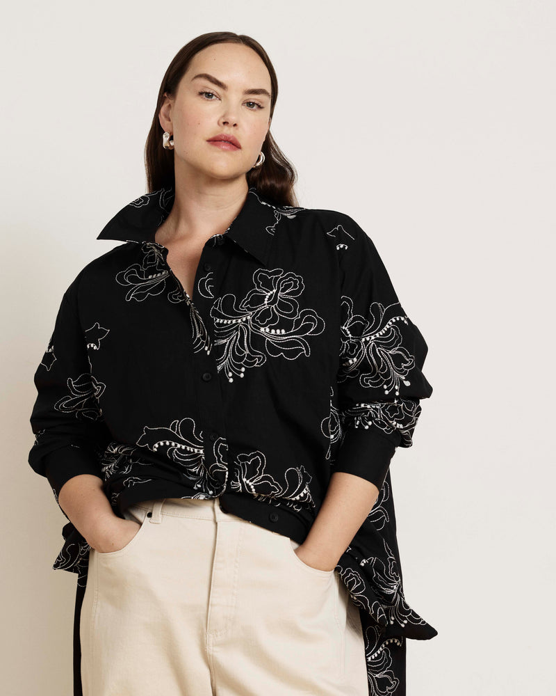 The Artist Oversized Poplin Shirt - Hibiscus Embroidery | Plus Size & Straight Size Women's Fashion | Universal Standard