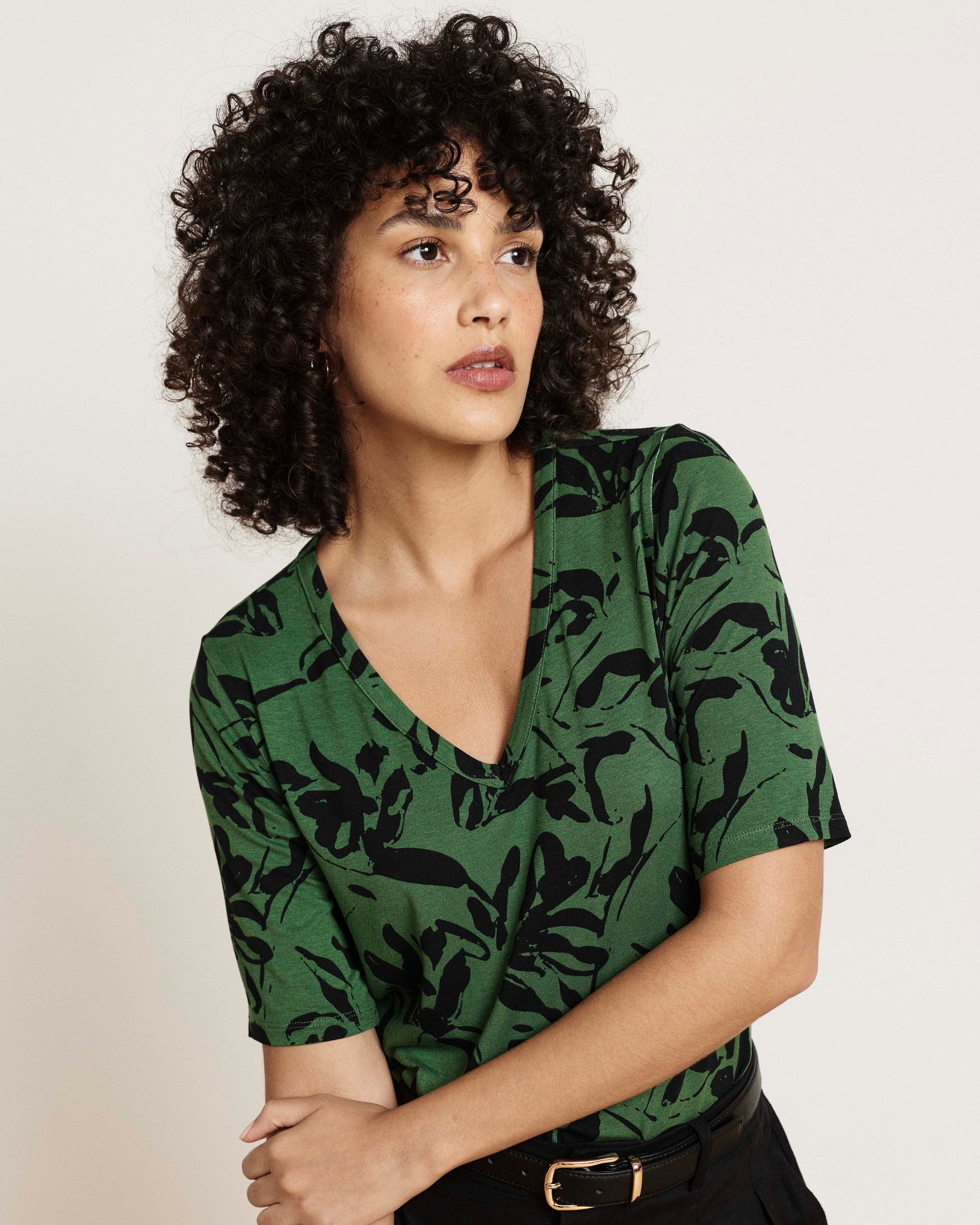 Lily Liquid Jersey V-Neck Stovepipe Tee - Green Sgrafitto Print | Plus Size & Straight Size Women's Fashion | Universal Standard
