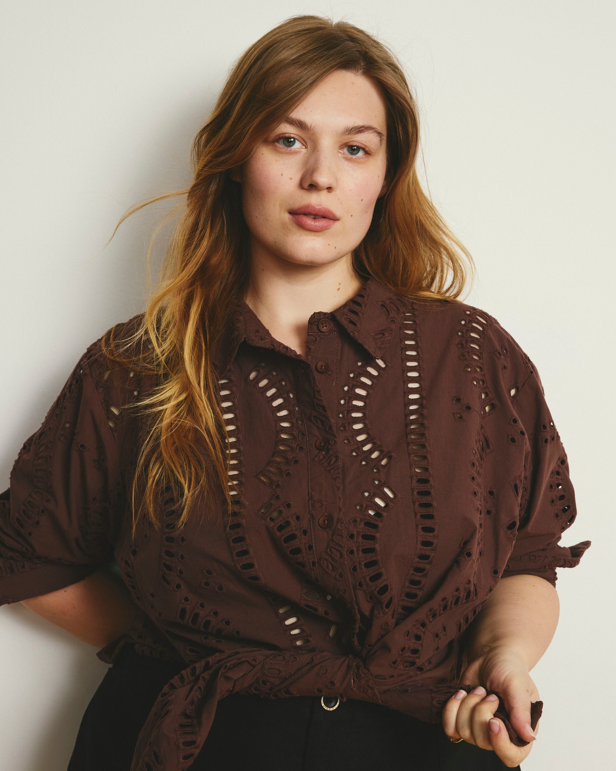 The Embroidered Artist Poplin Shirt - Peppercorn | Plus Size & Straight Size Women's Fashion | Universal Standard