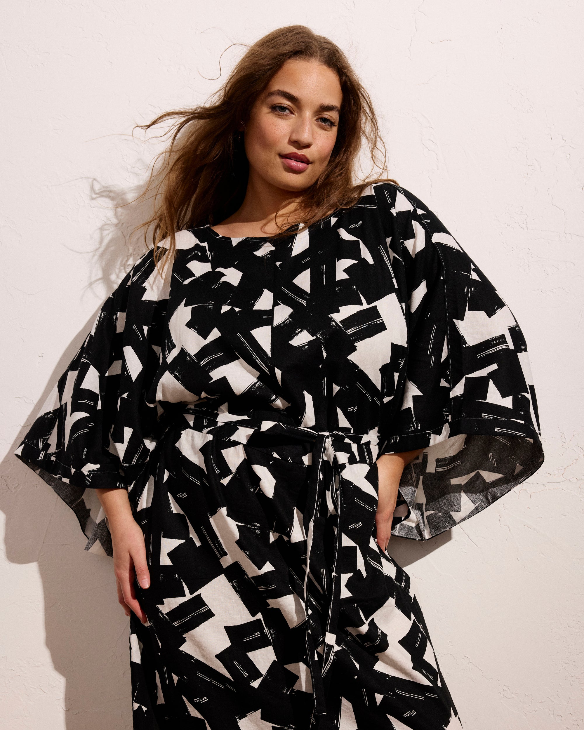 Lio Linen Dress - / Santiago Print- Size2XS - by Universal Standard Lio Linen Dress - / Santiago Print- Size2XS - by Universal Standard