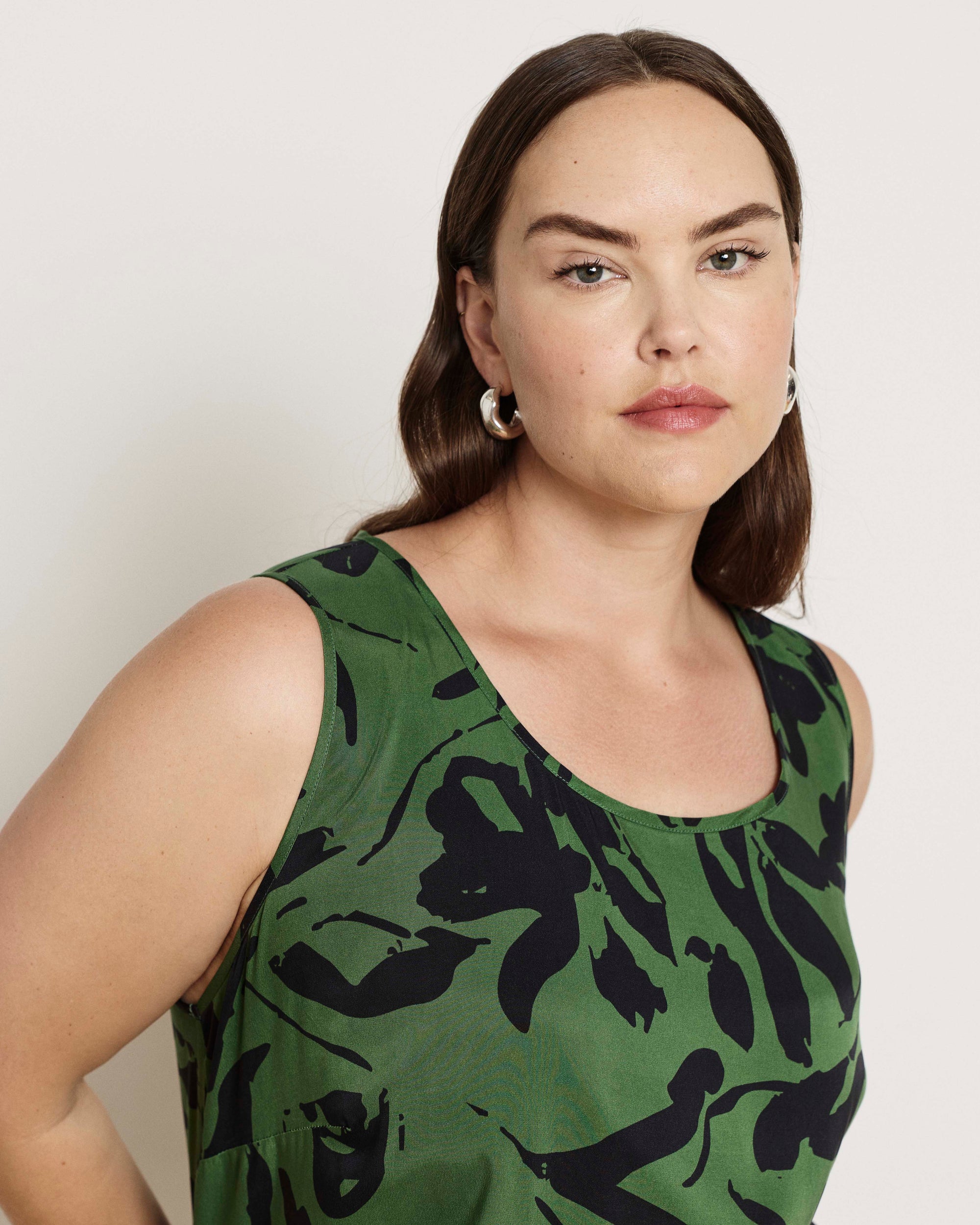 Cooling Stretch Cupro Tank - Green Sgrafitto Print | Plus Size & Straight Size Women's Fashion | Universal Standard