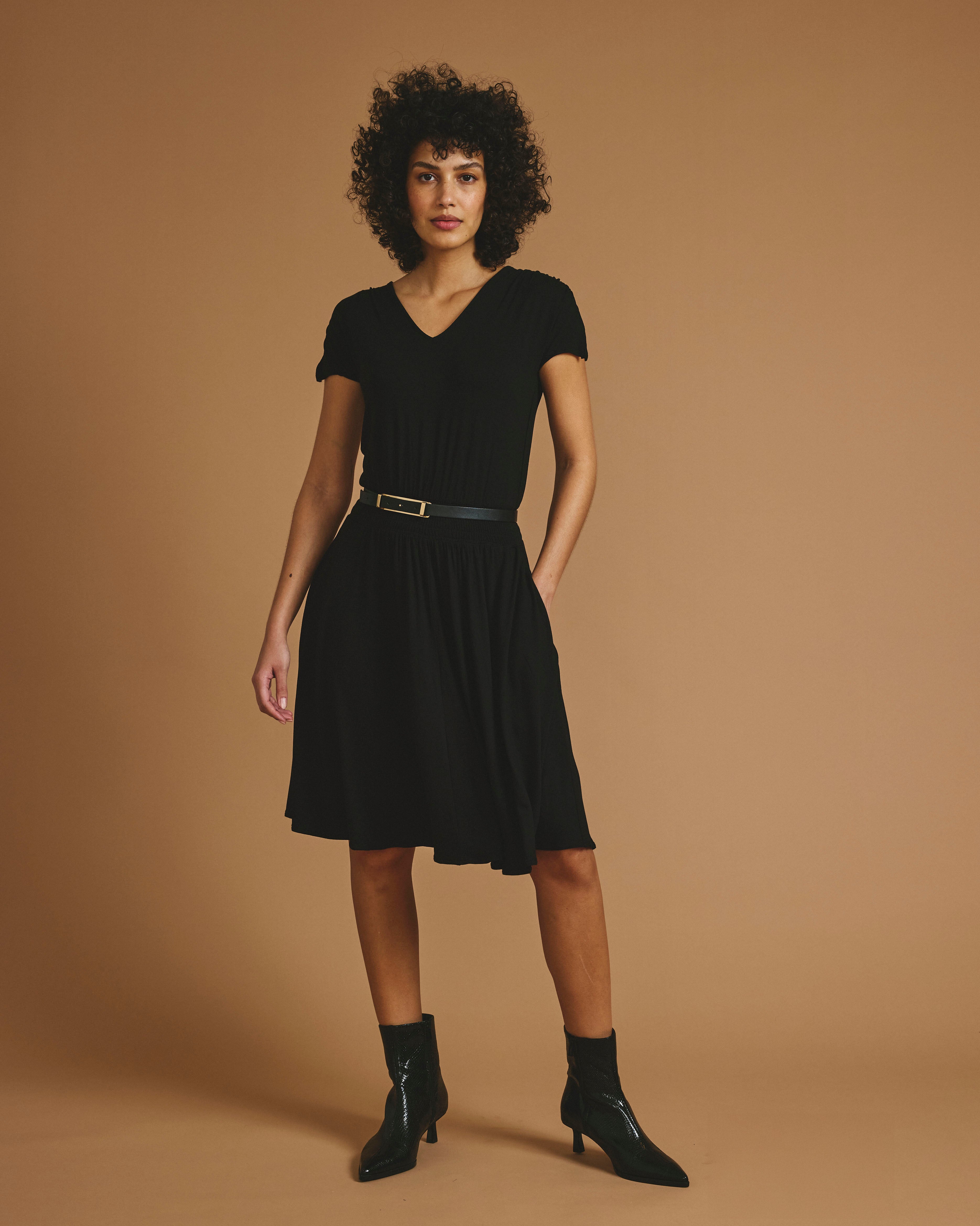 Minetta Liquid Jersey Dress - Black – Universal Standard