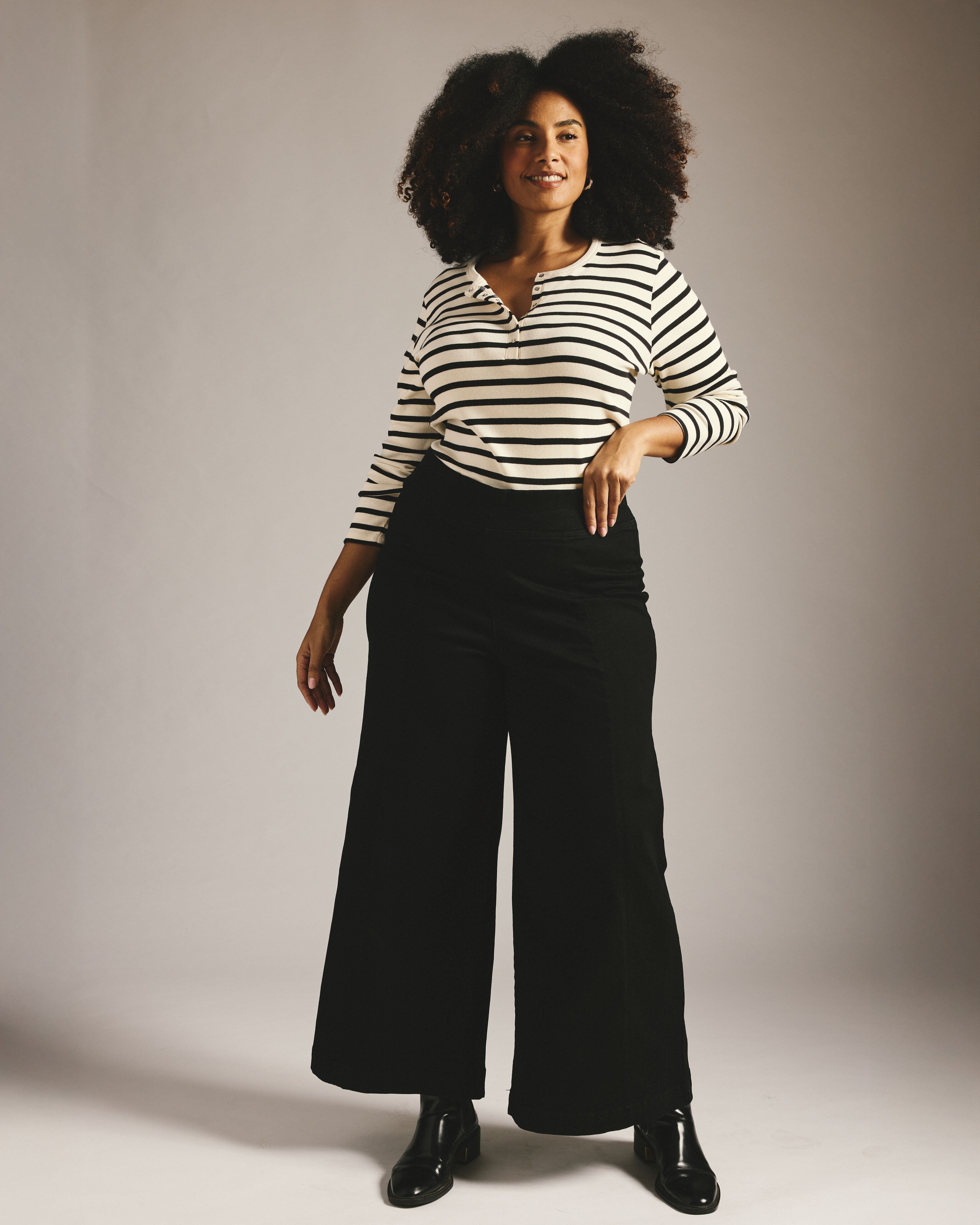 Olivia Pintuck Wide Leg Jeans - Jet Black – Universal Standard