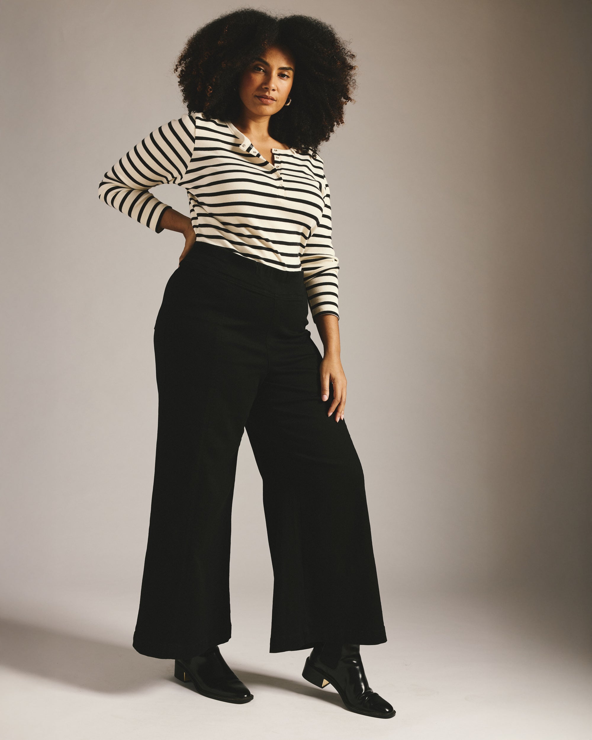 Olivia Pintuck Wide Leg Jeans - Jet Black