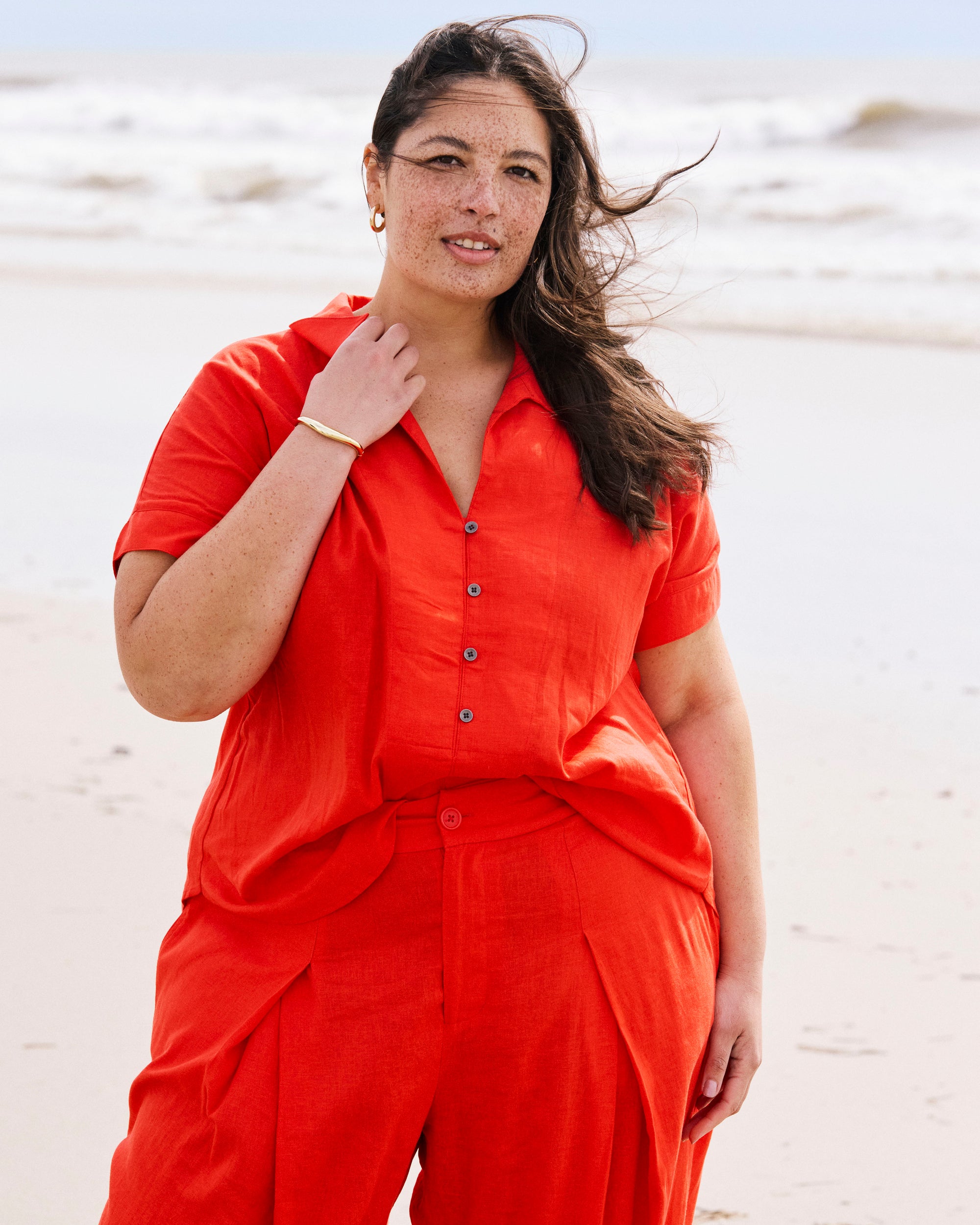 Sandy Short Sleeve Stretch Linen Blend Shirt - Shoreline Sunset | Plus Size & Straight Size Women's Fashion | Universal Standard