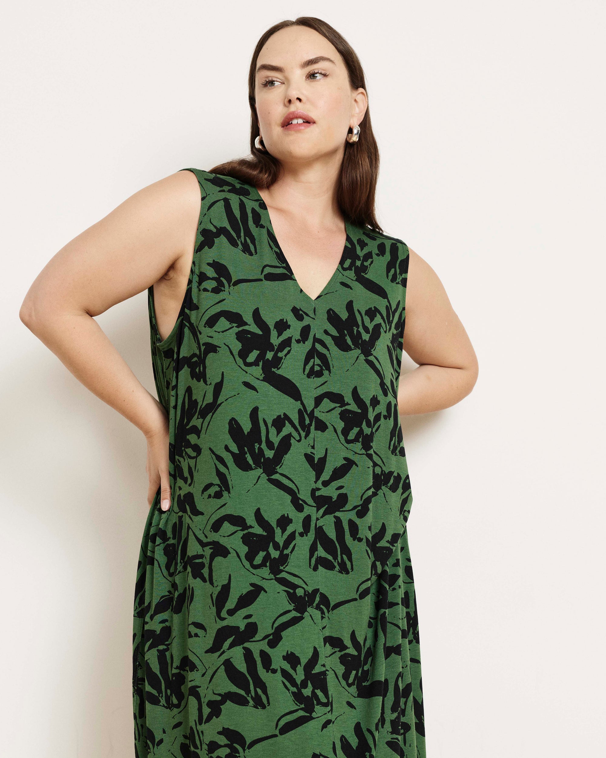 Claremont Liquid Jersey Sheath Dress - Green Sgrafitto Print | Plus Size & Straight Size Women's Fashion | Universal Standard