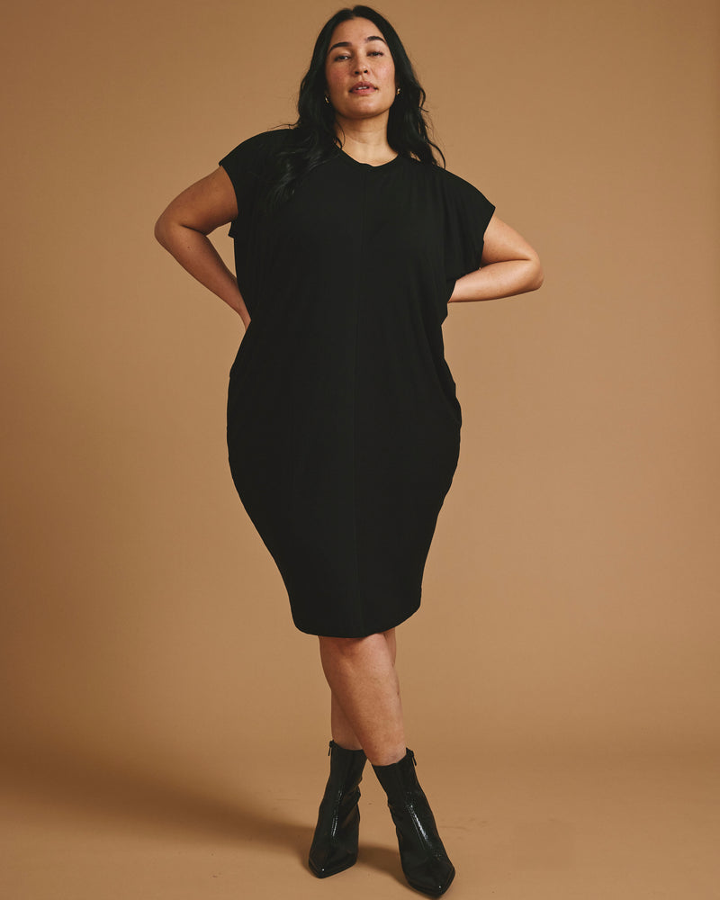 Carrea Relaxed Liquid Jersey Dress - Black | Plus Size & Straight Size Women's Fashion | Universal Standard