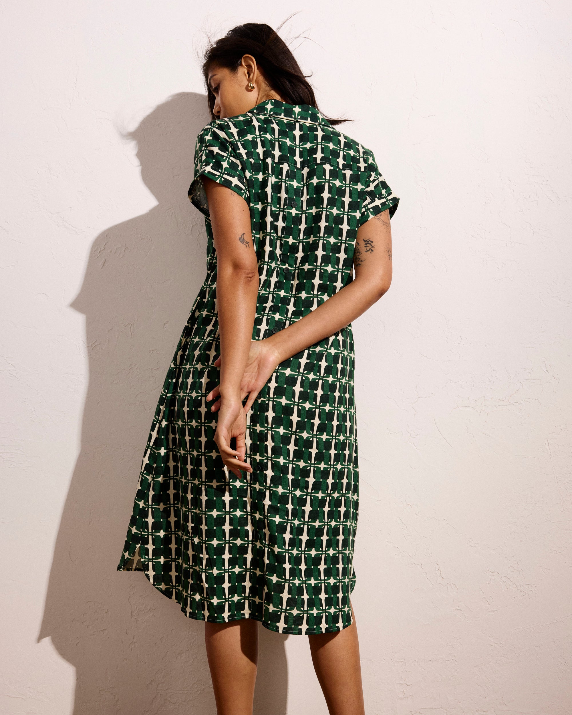 Sunshine Linen Polo Dress - Green Trellis Print | Plus Size & Straight Size Women's Fashion | Universal Standard