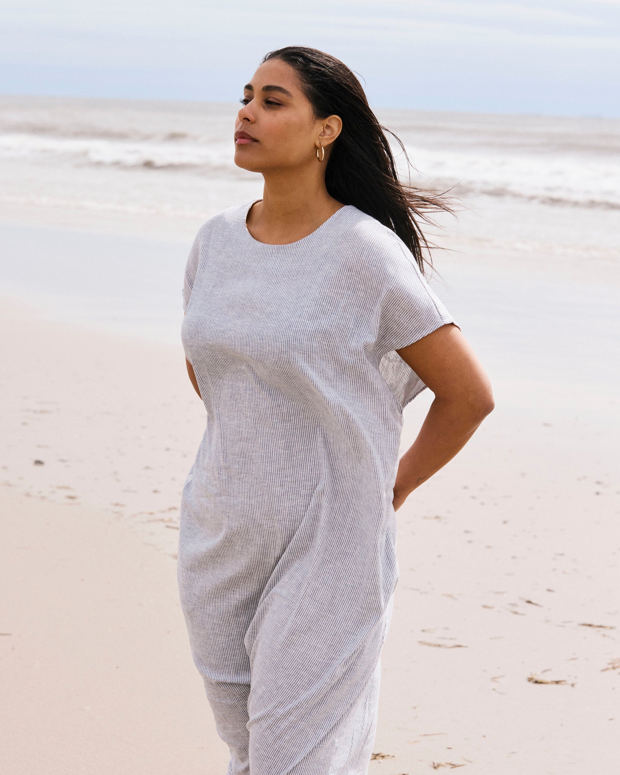 Iconic Stretch Linen Geneva Dress - Beach Stripe | Plus Size & Straight Size Women's Fashion | Universal Standard