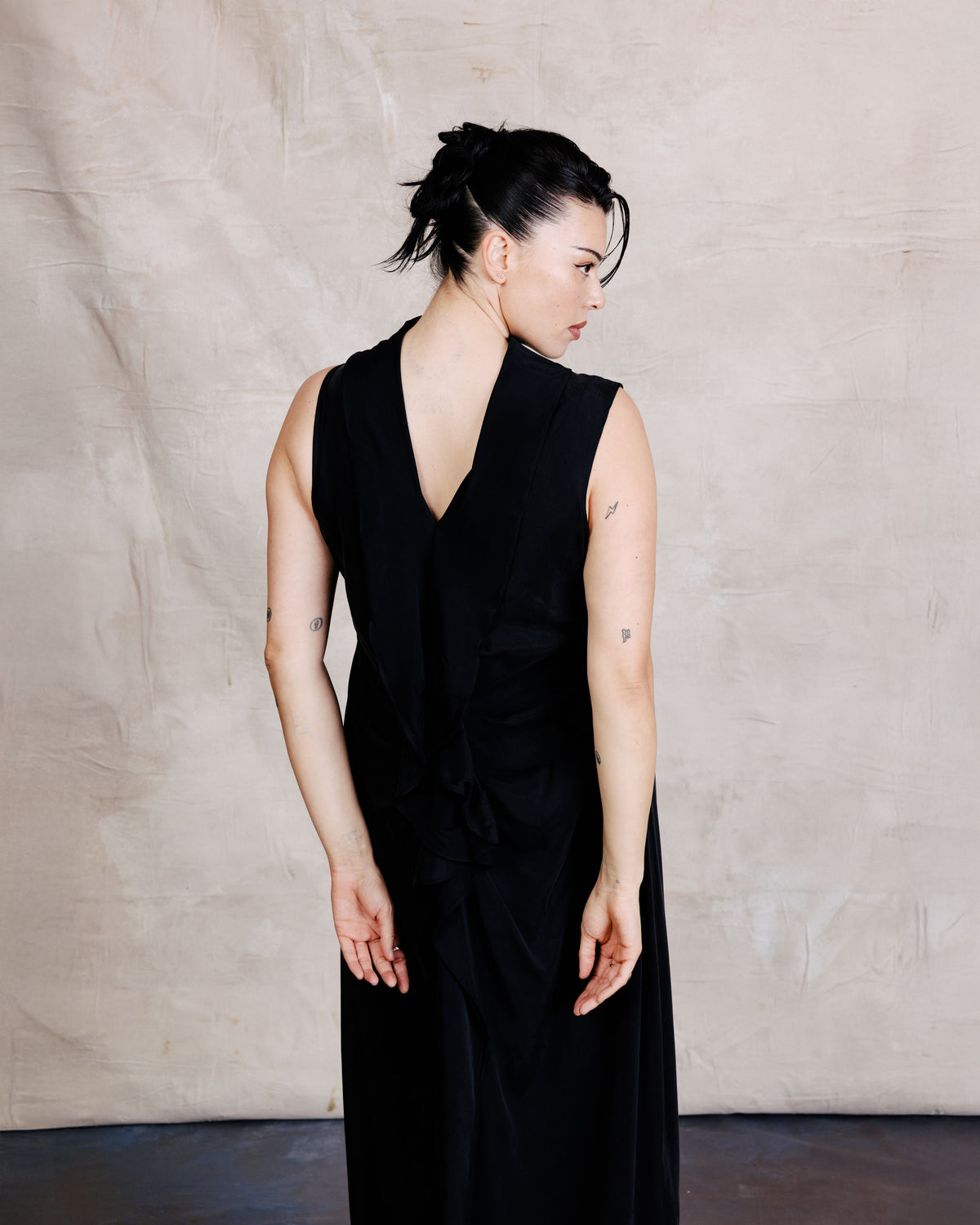 US x Lauren Chan Stretch Cupro Gown - Black | Plus Size & Straight Size Women's Fashion | Universal Standard