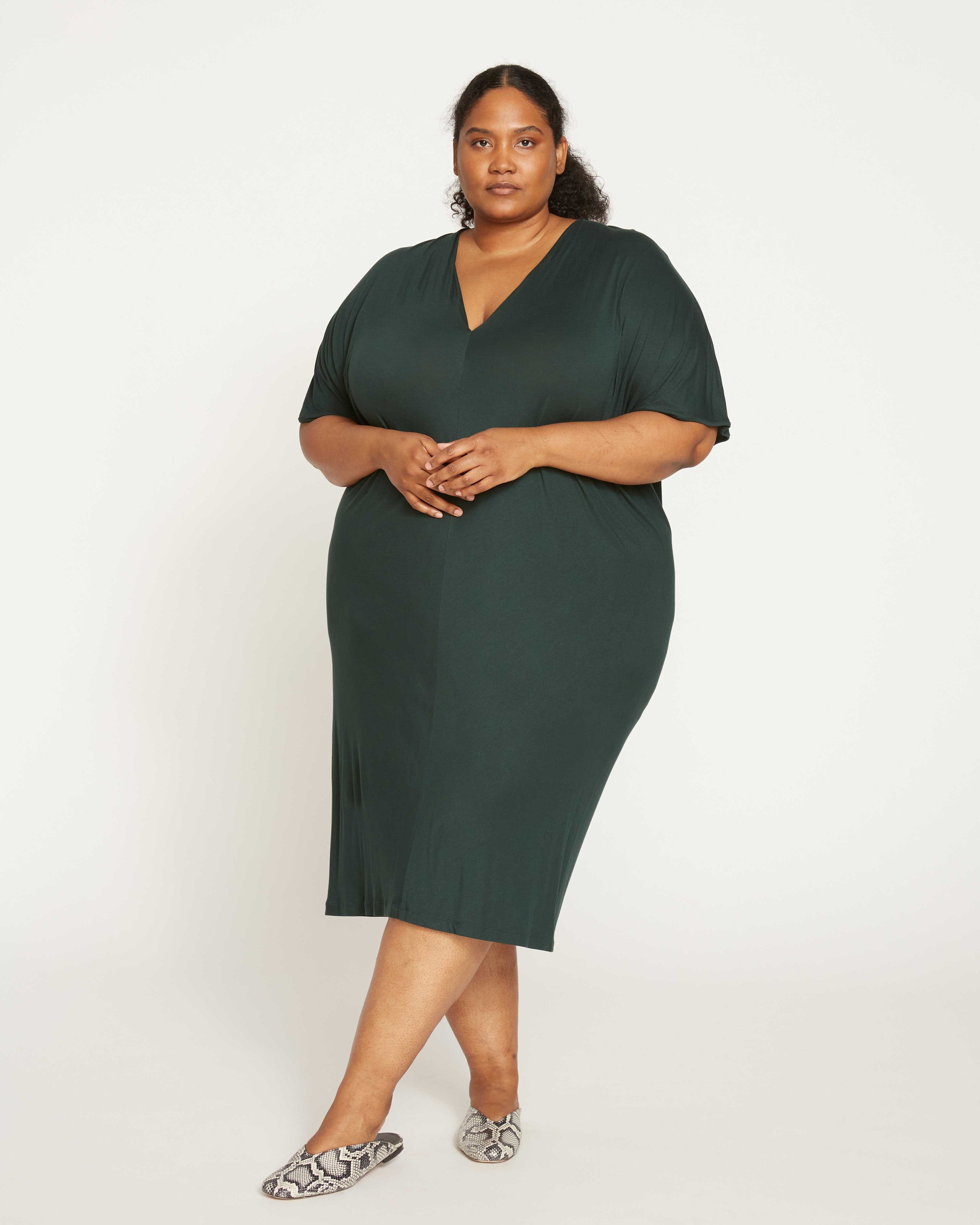 Teresa Liquid Jersey V-Neck Dress - Forest Green – Universal Standard