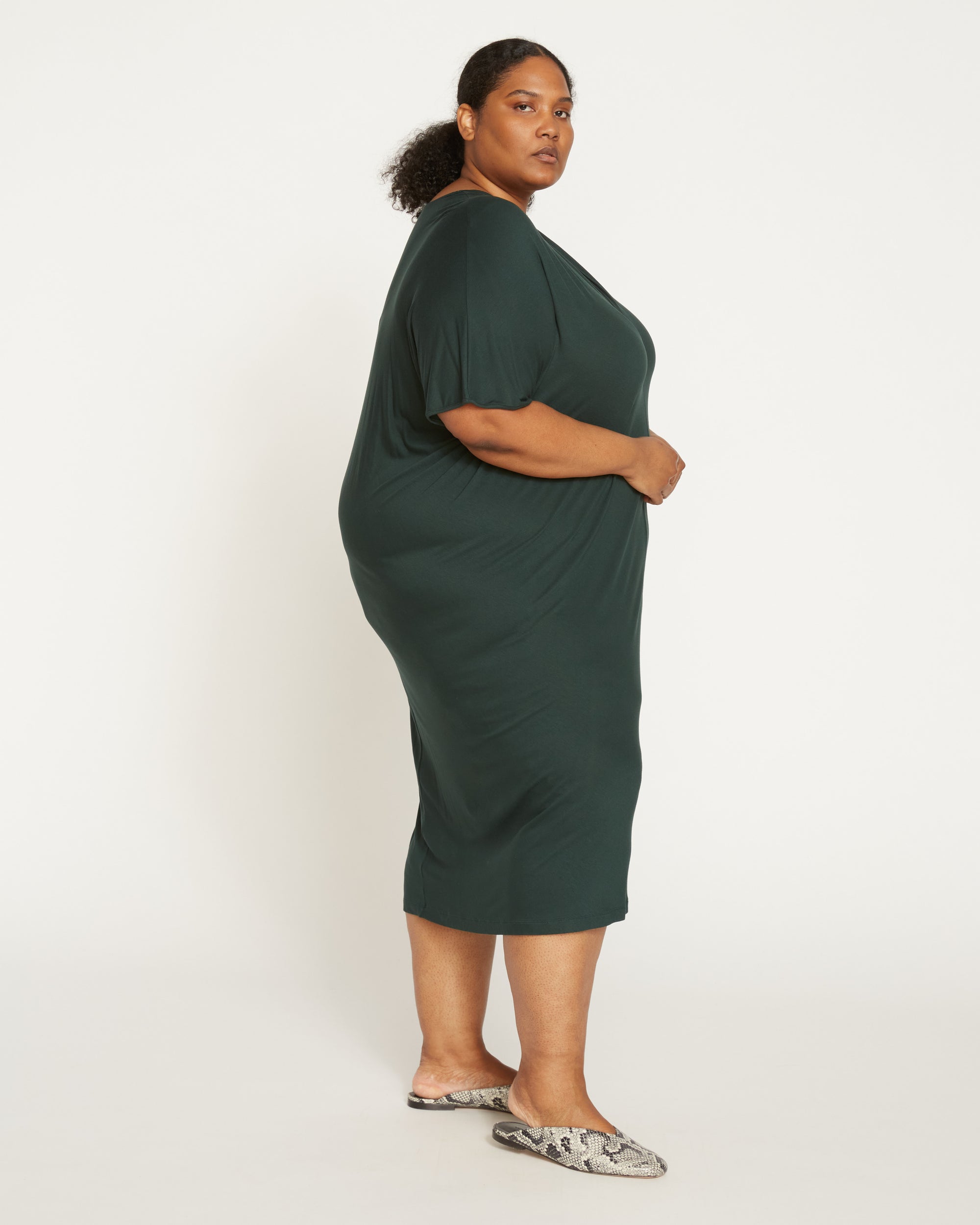 Teresa Liquid Jersey V-Neck Dress - Forest Green – Universal Standard