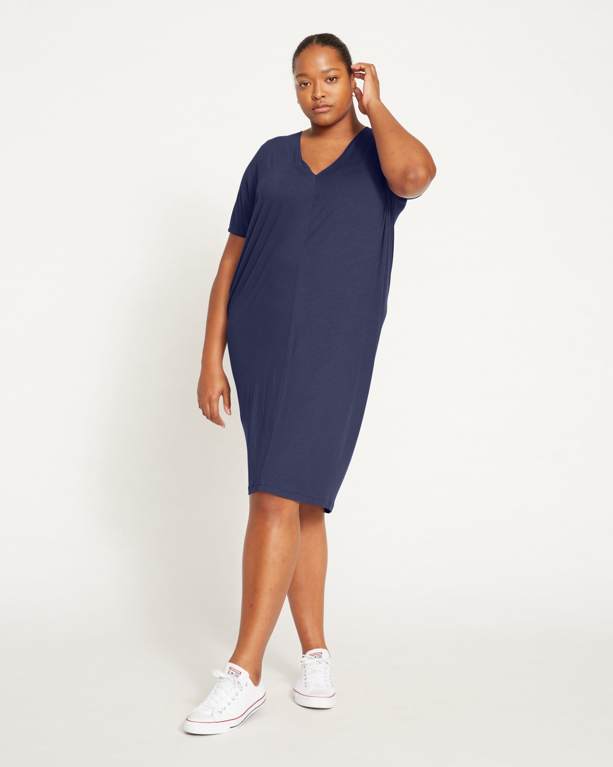 Teresa Liquid Jersey V-Neck Dress - Midnight | Plus Size & Straight Size Women's Fashion | Universal Standard