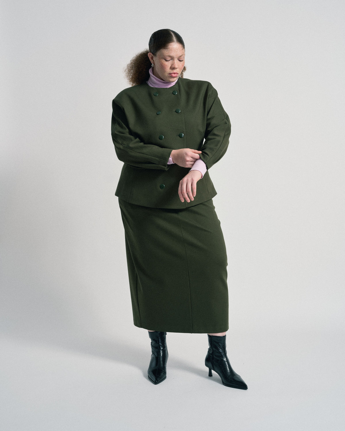 US x Abisola Ponte Pencil Skirt - Kombu Green | Plus Size & Straight Size Women's Fashion | Universal Standard