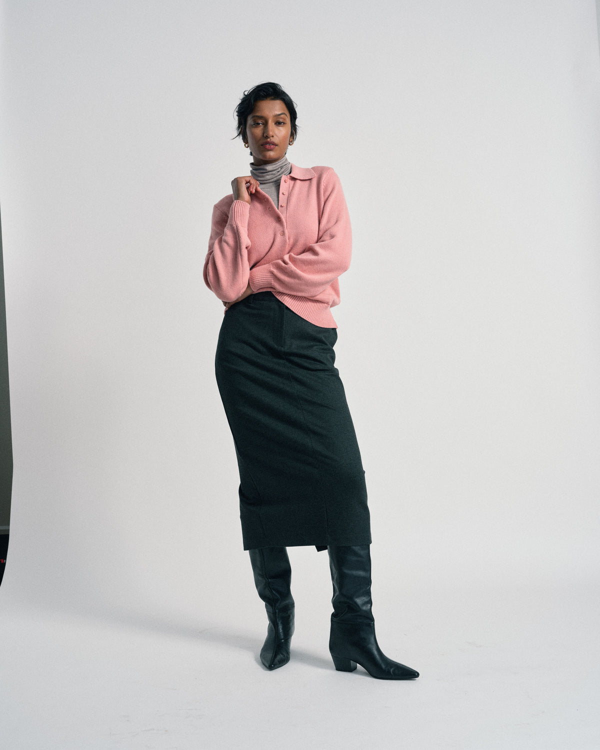 US x Abisola Ponte Pencil Skirt - Obsidian Gray | Plus Size & Straight Size Women's Fashion | Universal Standard