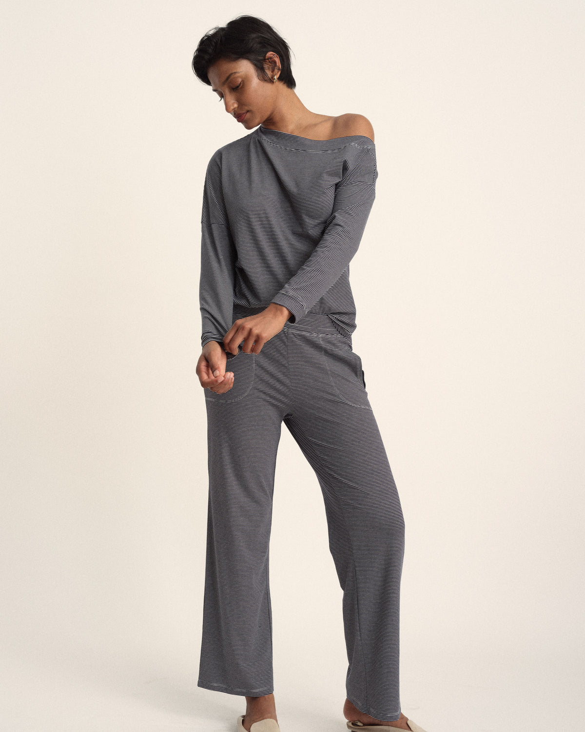 UltimateS Dolci Top - Fine Stripe in Navy/White