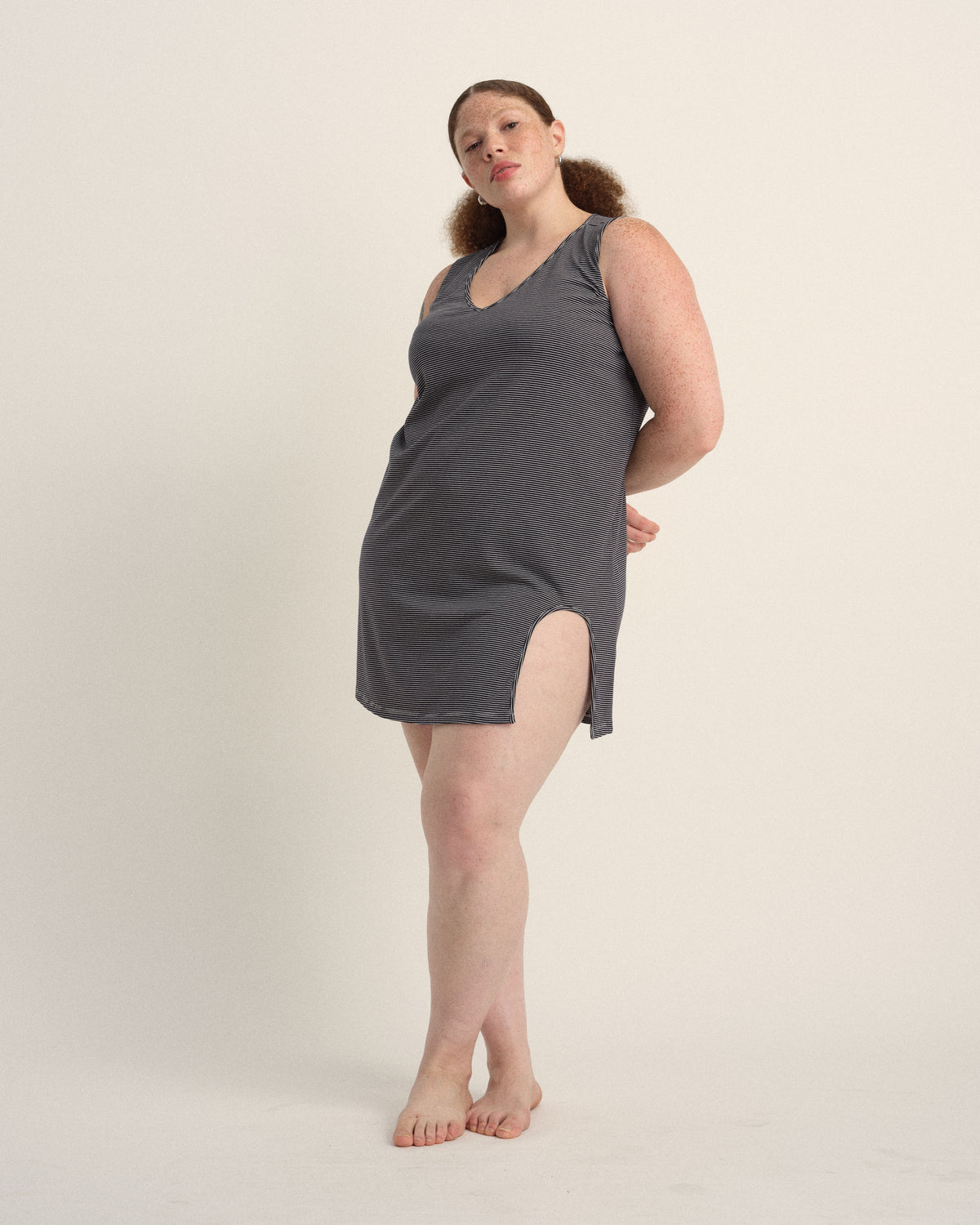 UltimateS Meko Nightie - Fine Stripe in Navy/White
