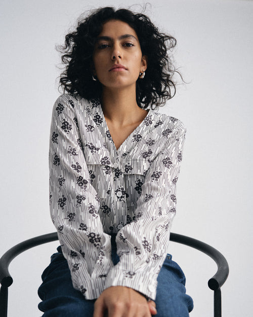 Cooling Stretch Cupro Button-Down Blouse - Vintage Daydream Print | Plus Size & Straight Size Women's Fashion | Universal Standard