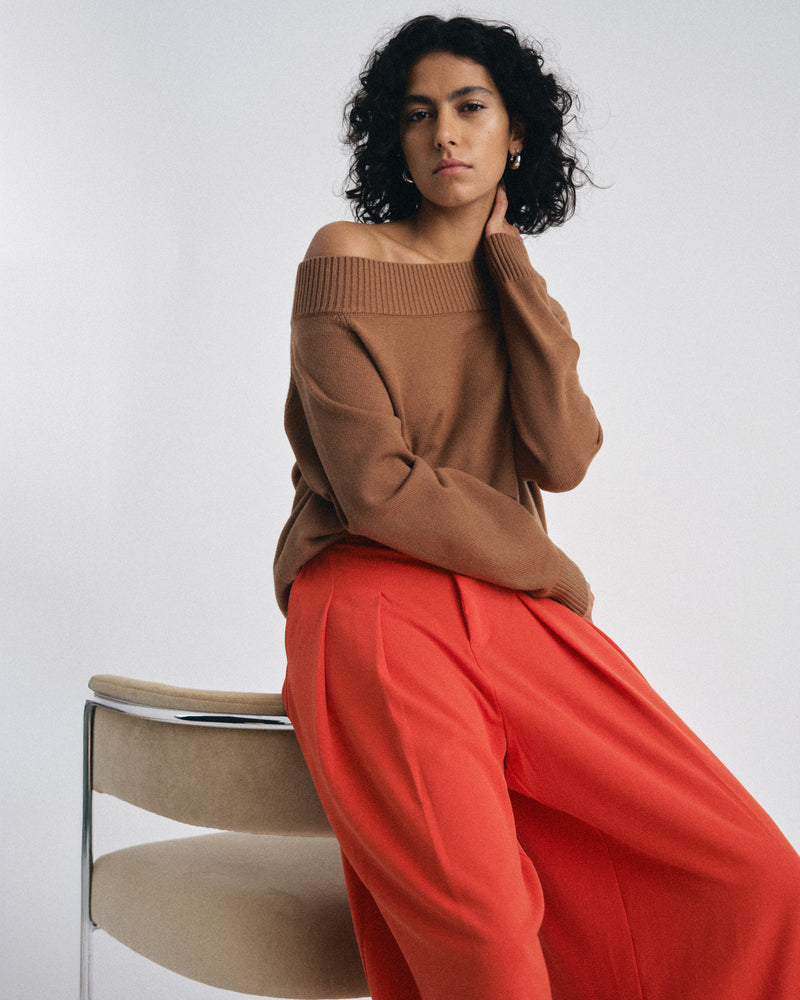 Noomi Cold Shoulder Sweater - Classic Camel