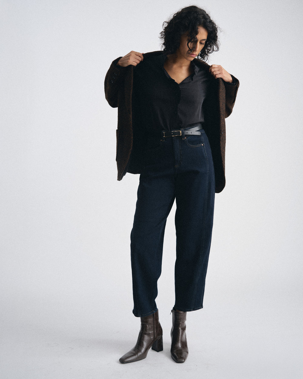 Dakota Cropped Barrel Leg Jeans - Dark Indigo