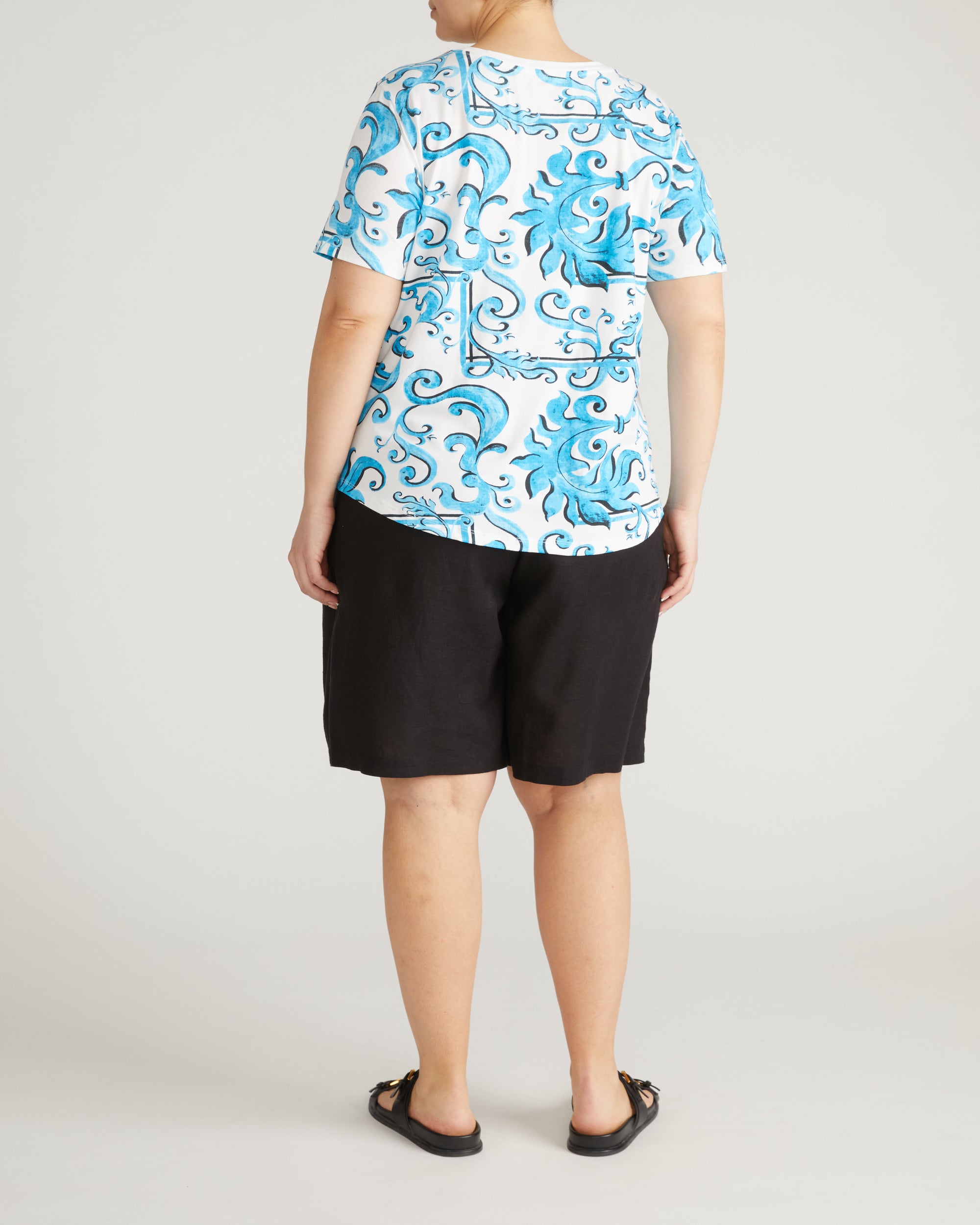 Tee Rex - Blue Majolica Print | Plus Size & Straight Size Women's Fashion | Universal Standard
