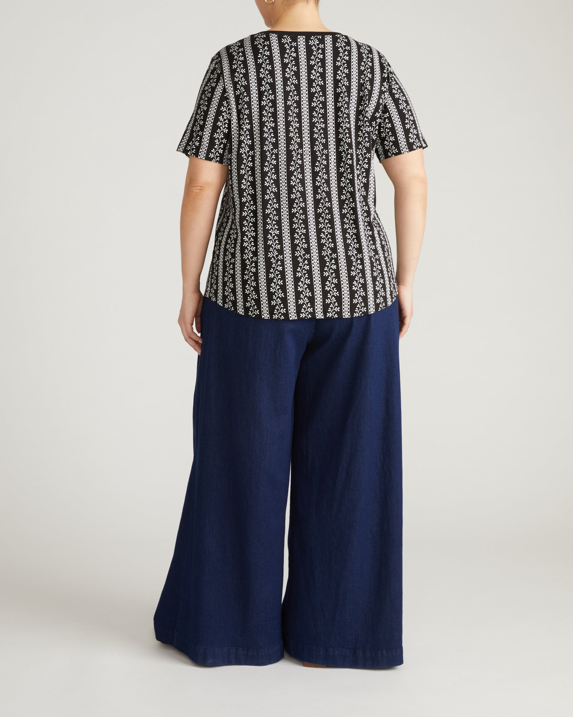 Tee Rex - Florentine Print | Plus Size & Straight Size Women's Fashion | Universal Standard