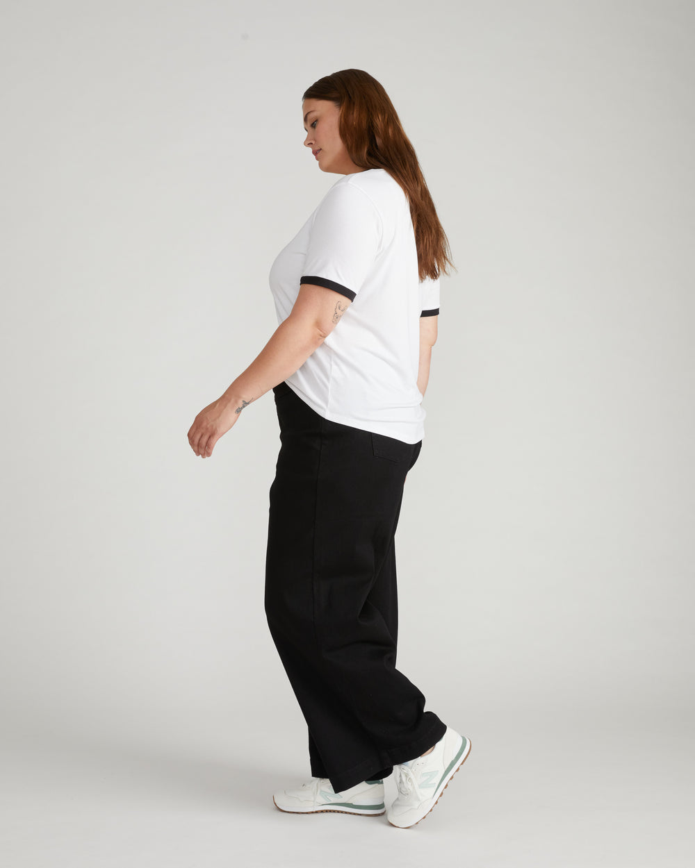 V Rex - White/Black Trim