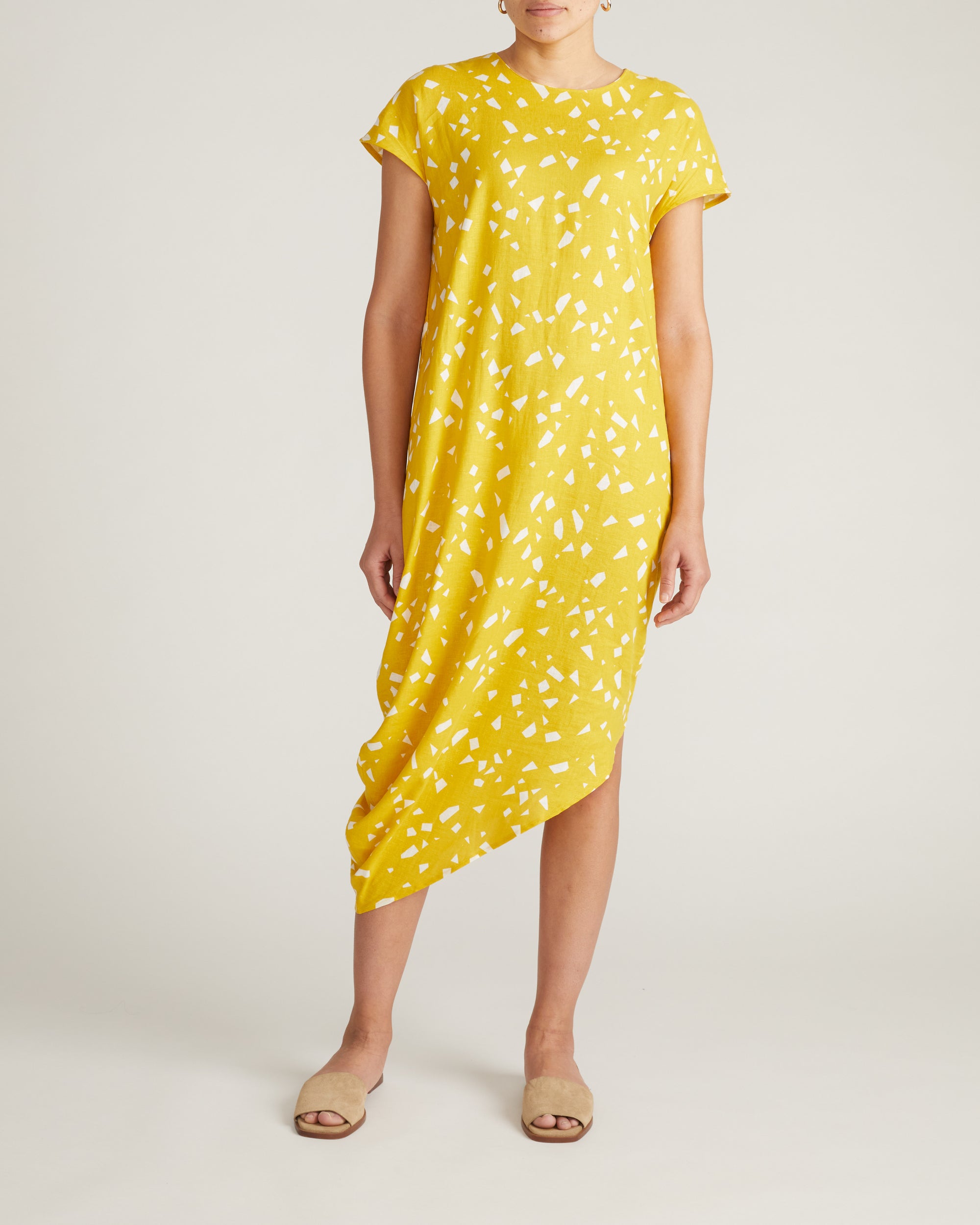 Iconic Stretch Linen Geneva Dress - Yellow Confetti Print Universal Standard Iconic Stretch Linen Geneva Dress - Yellow Confetti Print Universal Standard