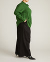 Woman wearing Elbe Popover Stretch Linen Shirt - Green Park from Universal Standard