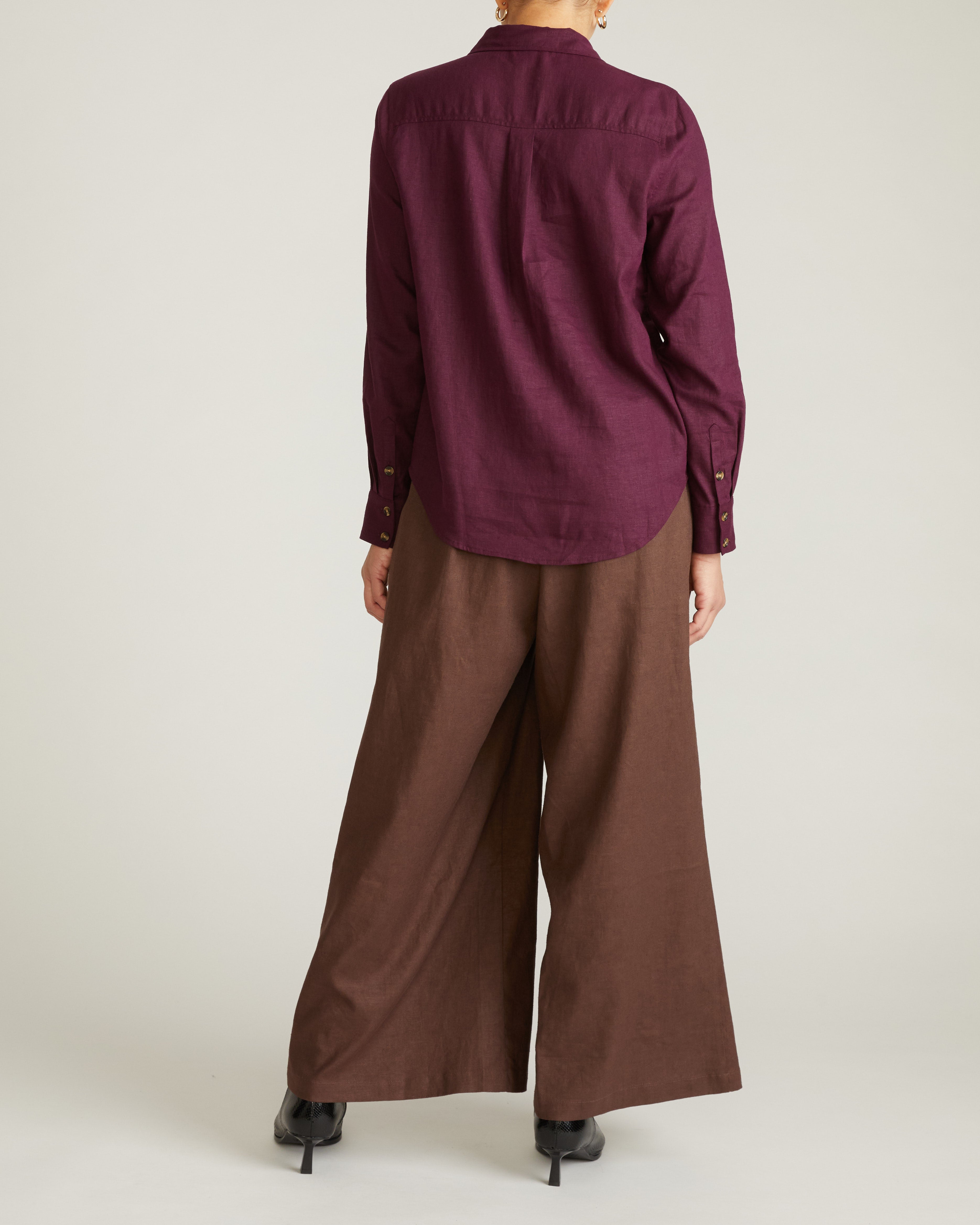 Elbe Popover Stretch Linen Blend Shirt - Acai – Universal Standard