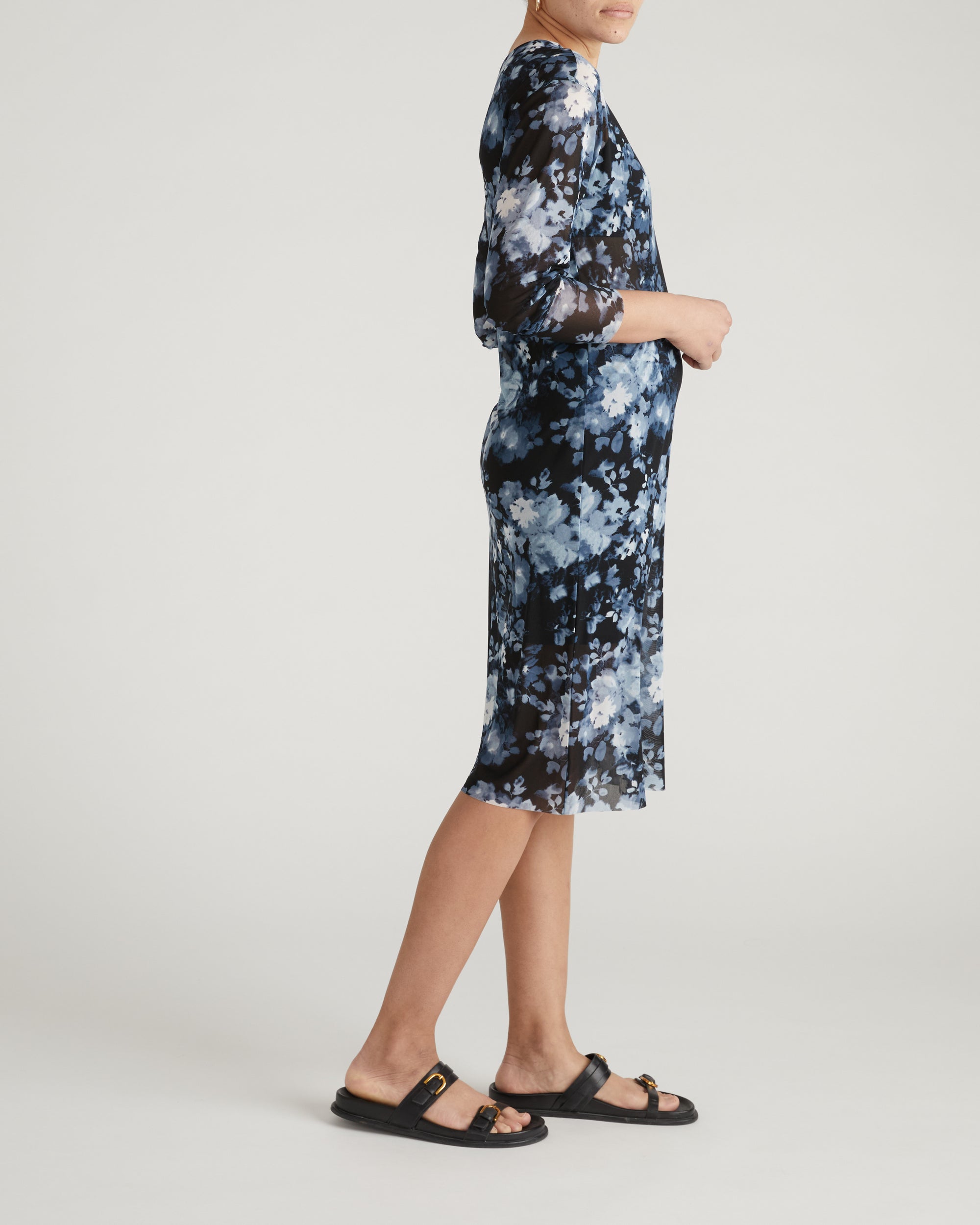 Thames Fog Dress - Tumbling Bouquet Print | Plus Size & Straight Size Women's Fashion | Universal Standard