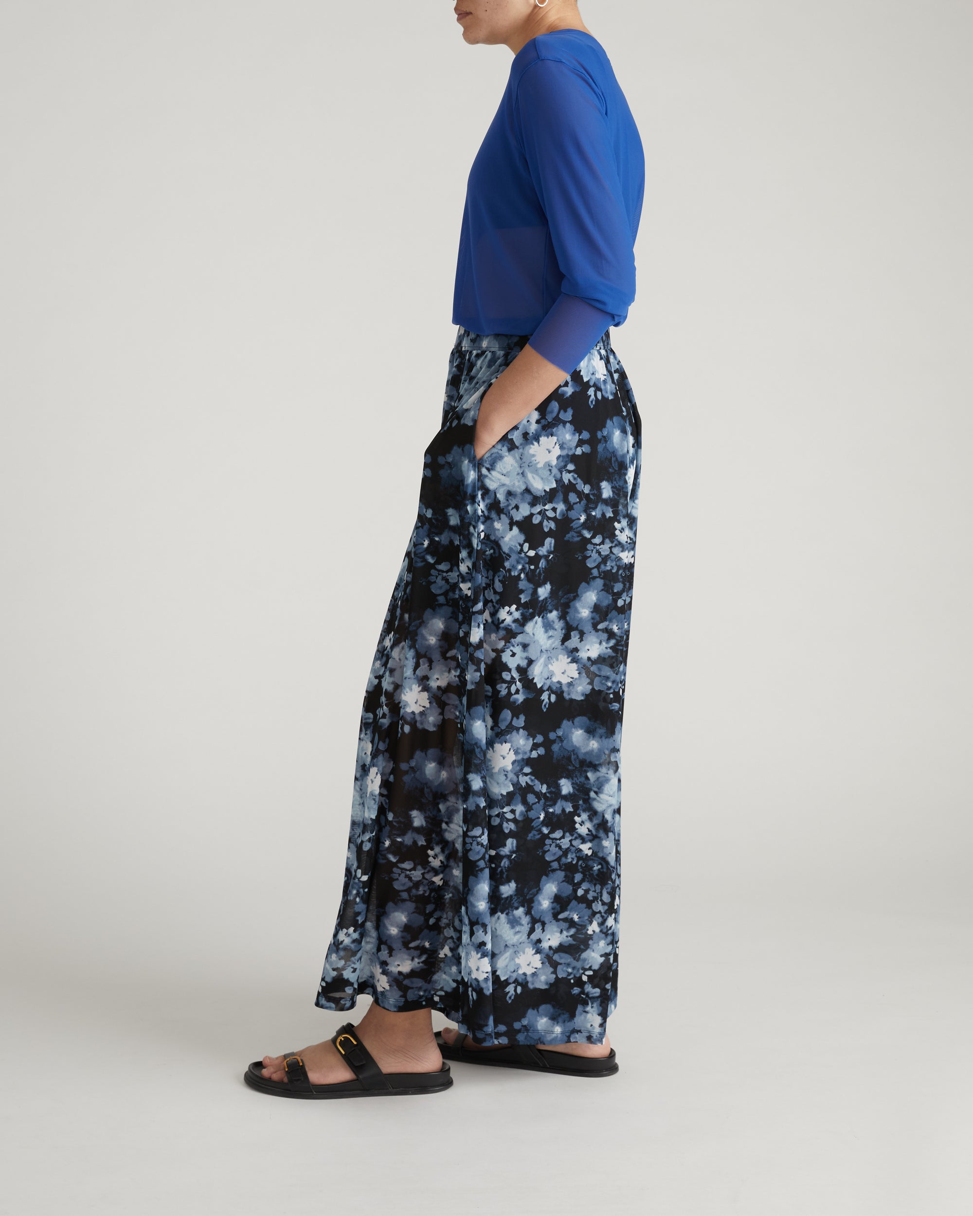Thames Fog Top - Ultramarine | Plus Size & Straight Size Women's Fashion | Universal Standard