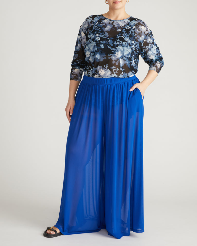 Thames Fog Top - Tumbling Bouquet Print | Plus Size & Straight Size Women's Fashion | Universal Standard
