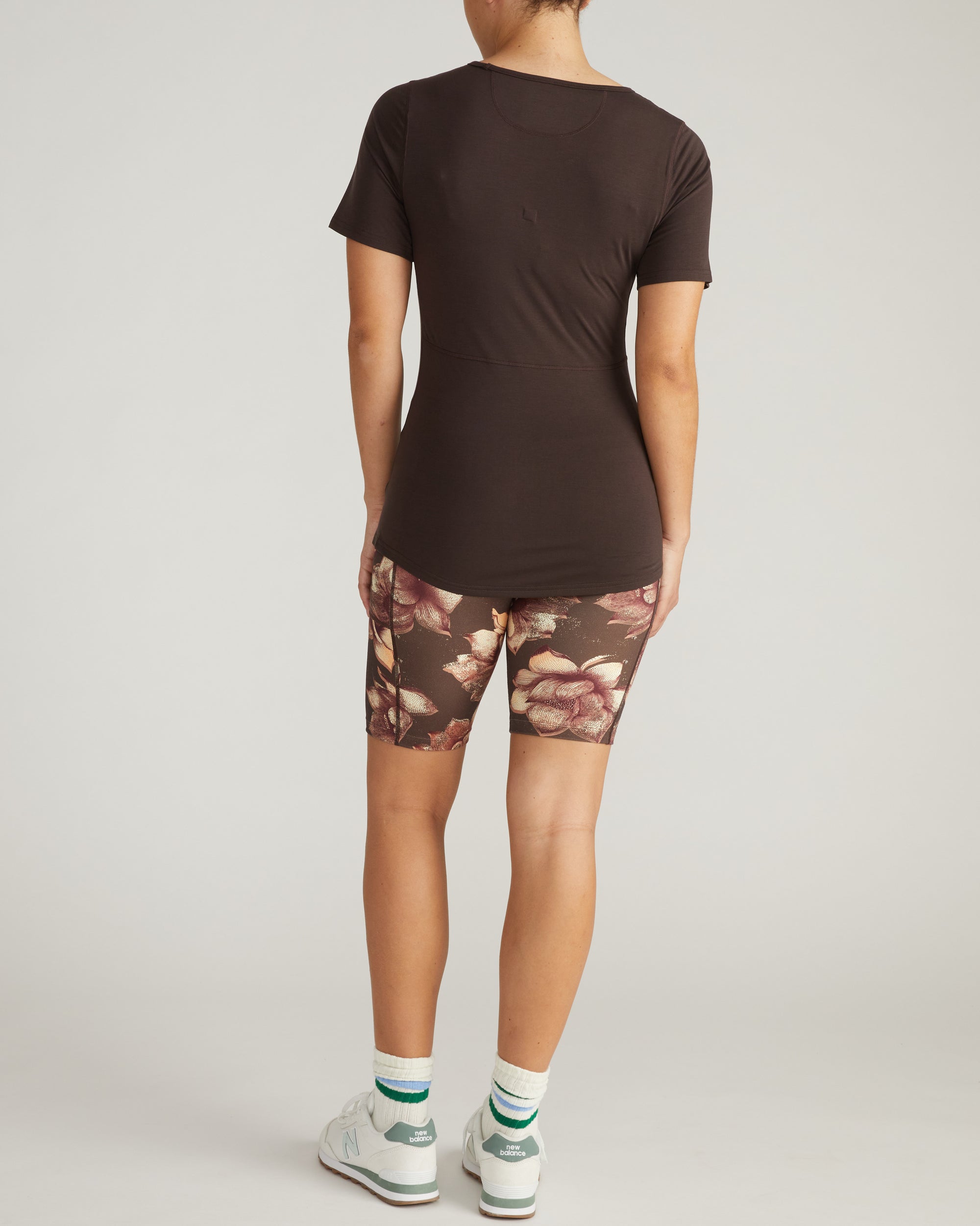 Mia Movement Tee - Deep Brown | Plus Size & Straight Size Women's Fashion | Universal Standard