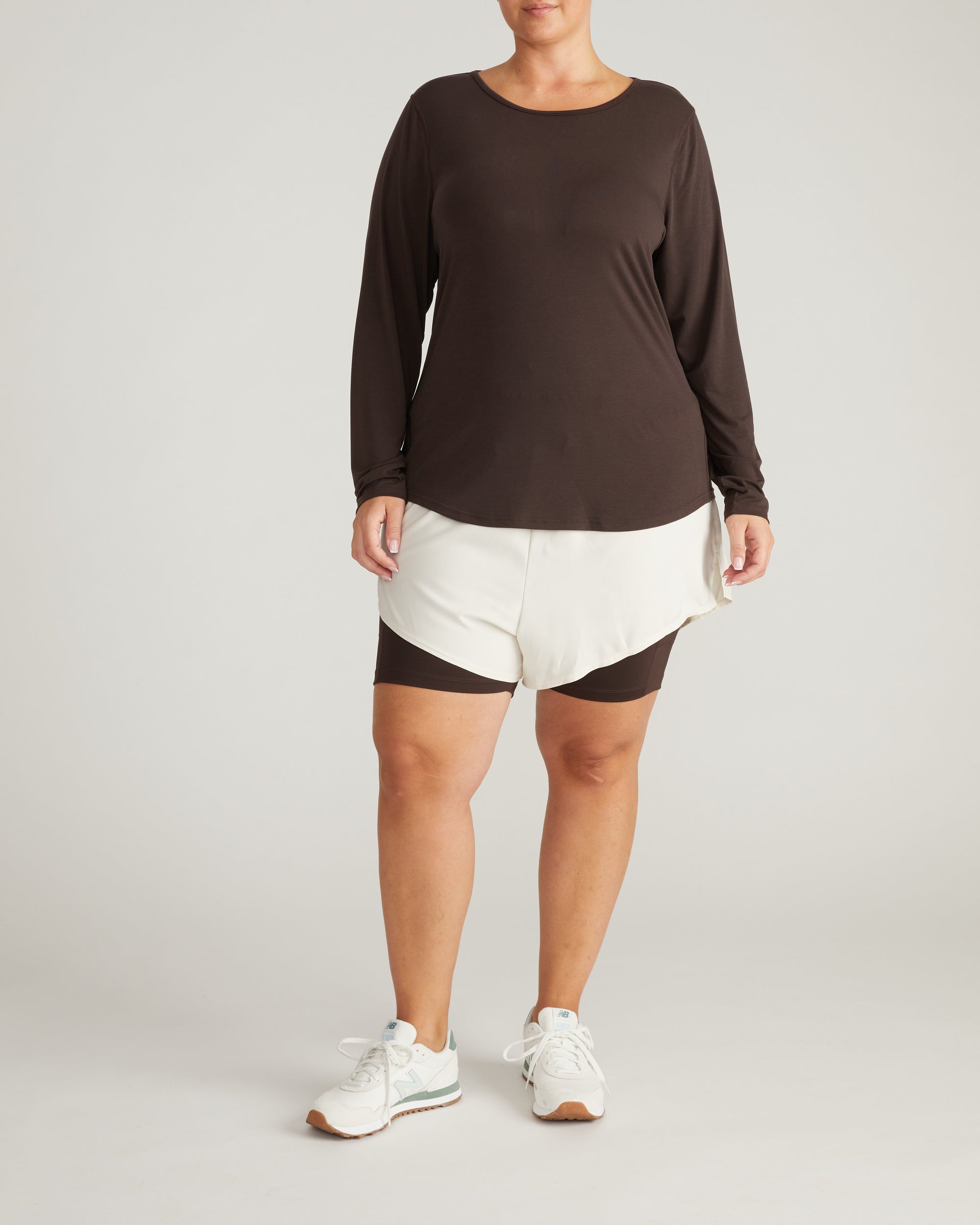 Mia Long Sleeve Movement Tee - Deep Brown | Plus Size & Straight Size Women's Fashion | Universal Standard