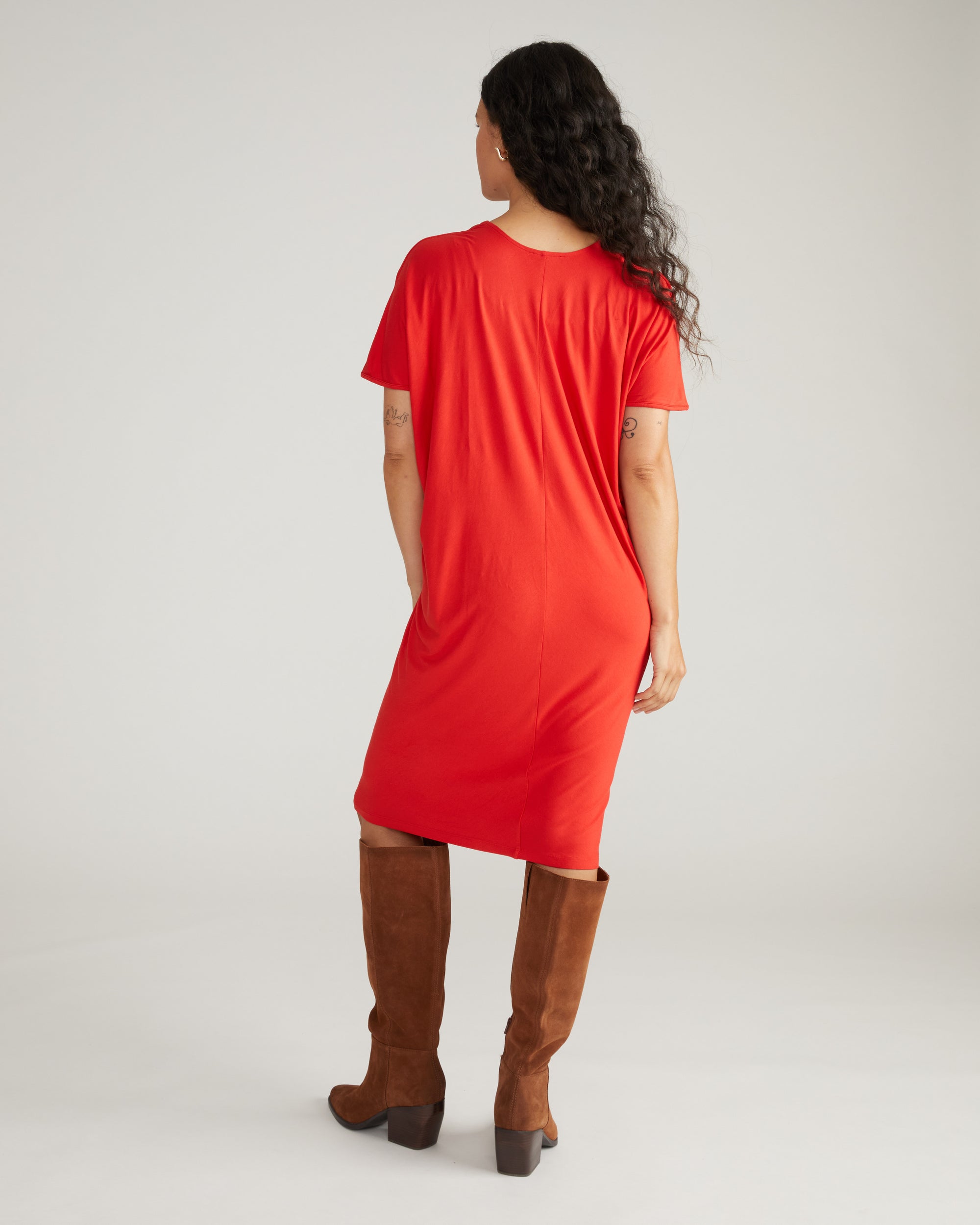Universal Standard Women's Teresa Liquid Jersey V-Neck Dress - Lipstick Universal Standard Women's Teresa Liquid Jersey V-Neck Dress - Lipstick